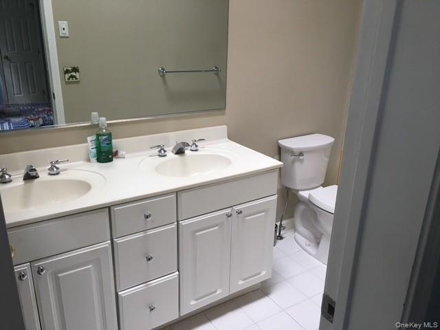 Condo Park Rd  Westchester County, NY 10526, MLS-955756-11