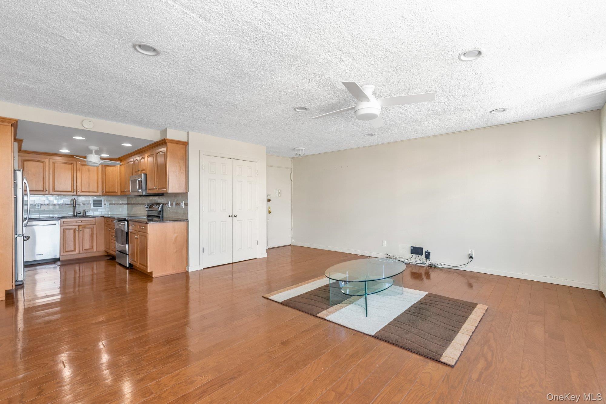 Coop 9th  Queens, NY 11357, MLS-955765-3