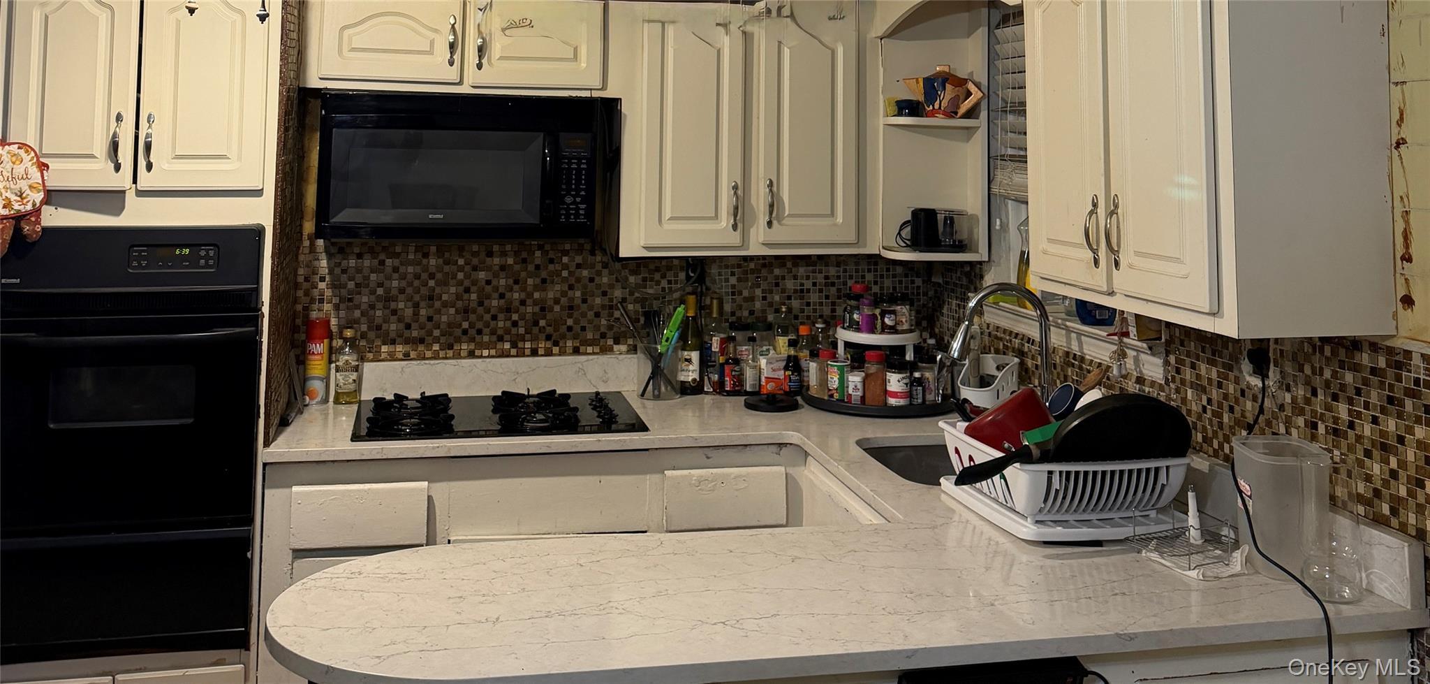 Single Family Matilda  Bronx, NY 10470, MLS-955766-4