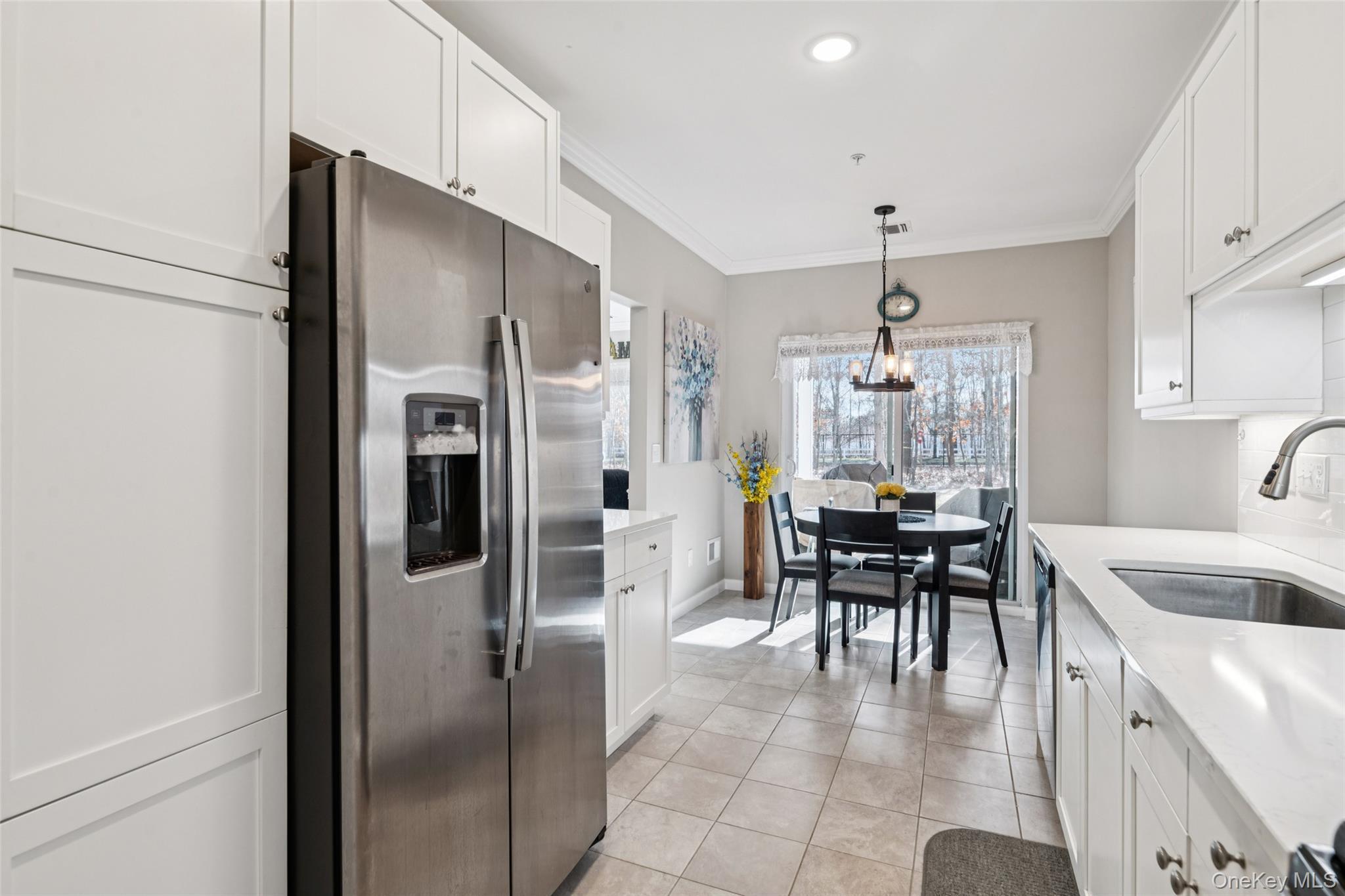 Condo Greentree  Suffolk County, NY 11967, MLS-955814-10