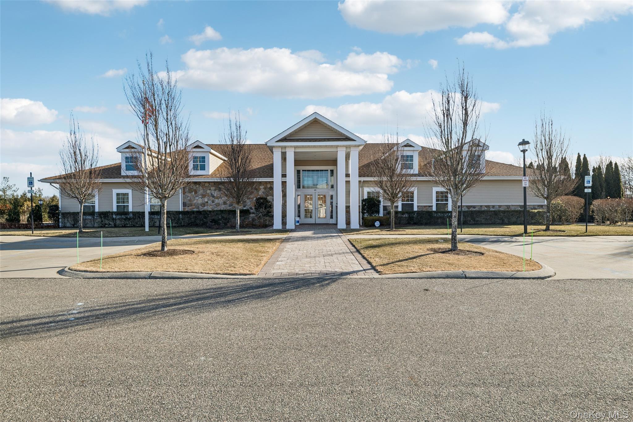 Condo Greentree  Suffolk County, NY 11967, MLS-955814-31