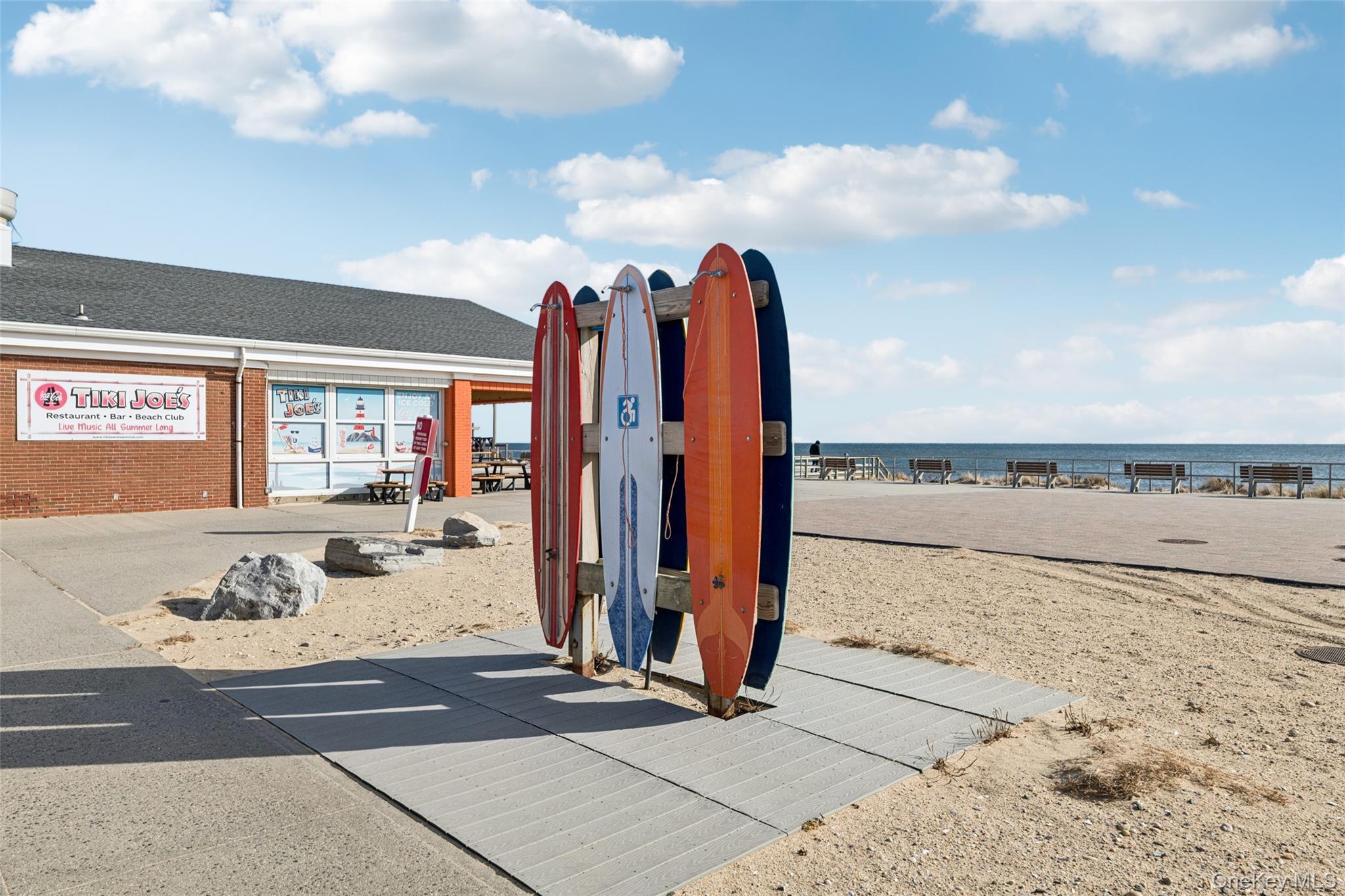 Condo Greentree  Suffolk County, NY 11967, MLS-955814-37