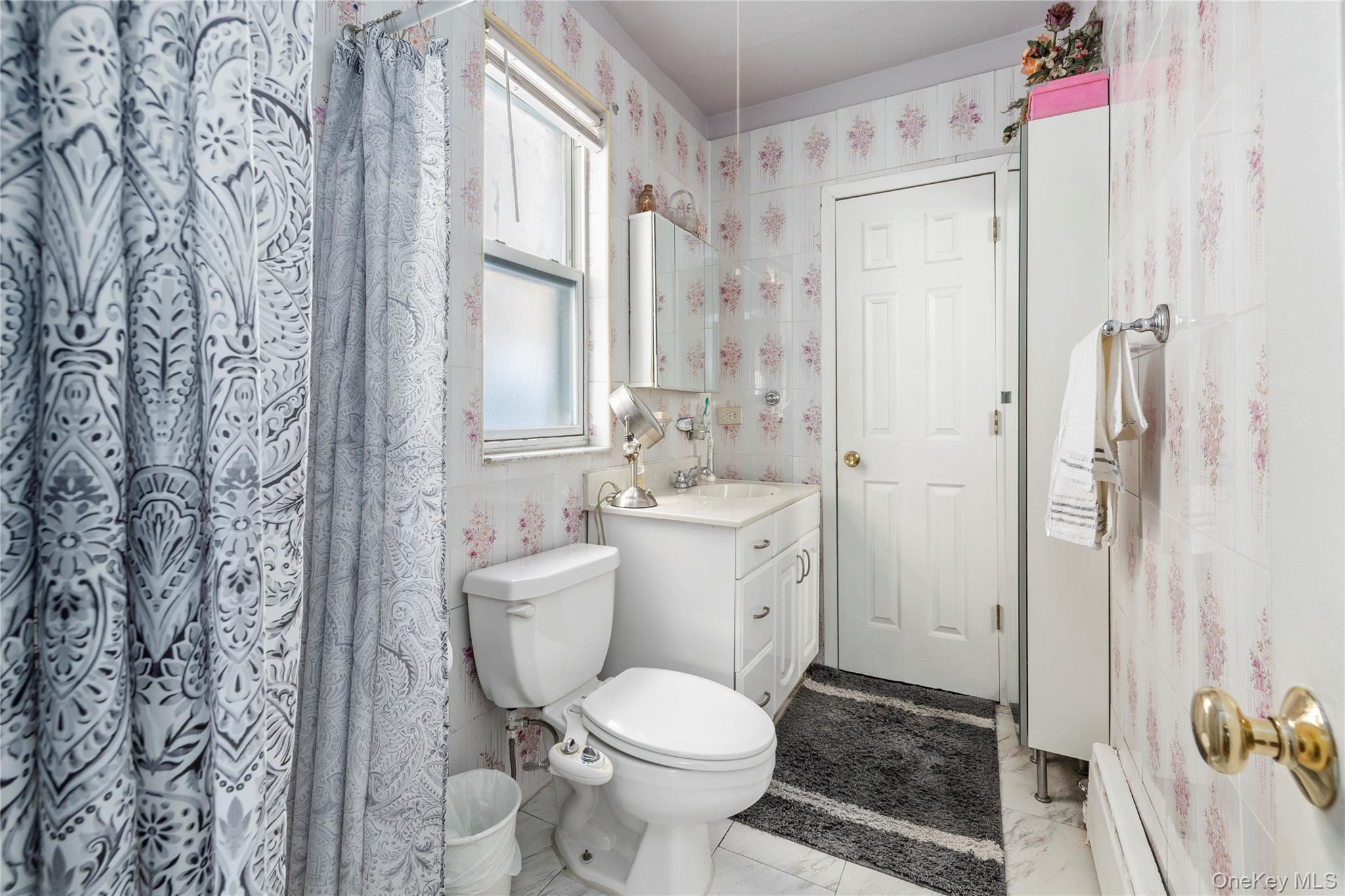 Single Family 73rd  Queens, NY 11370, MLS-955841-10