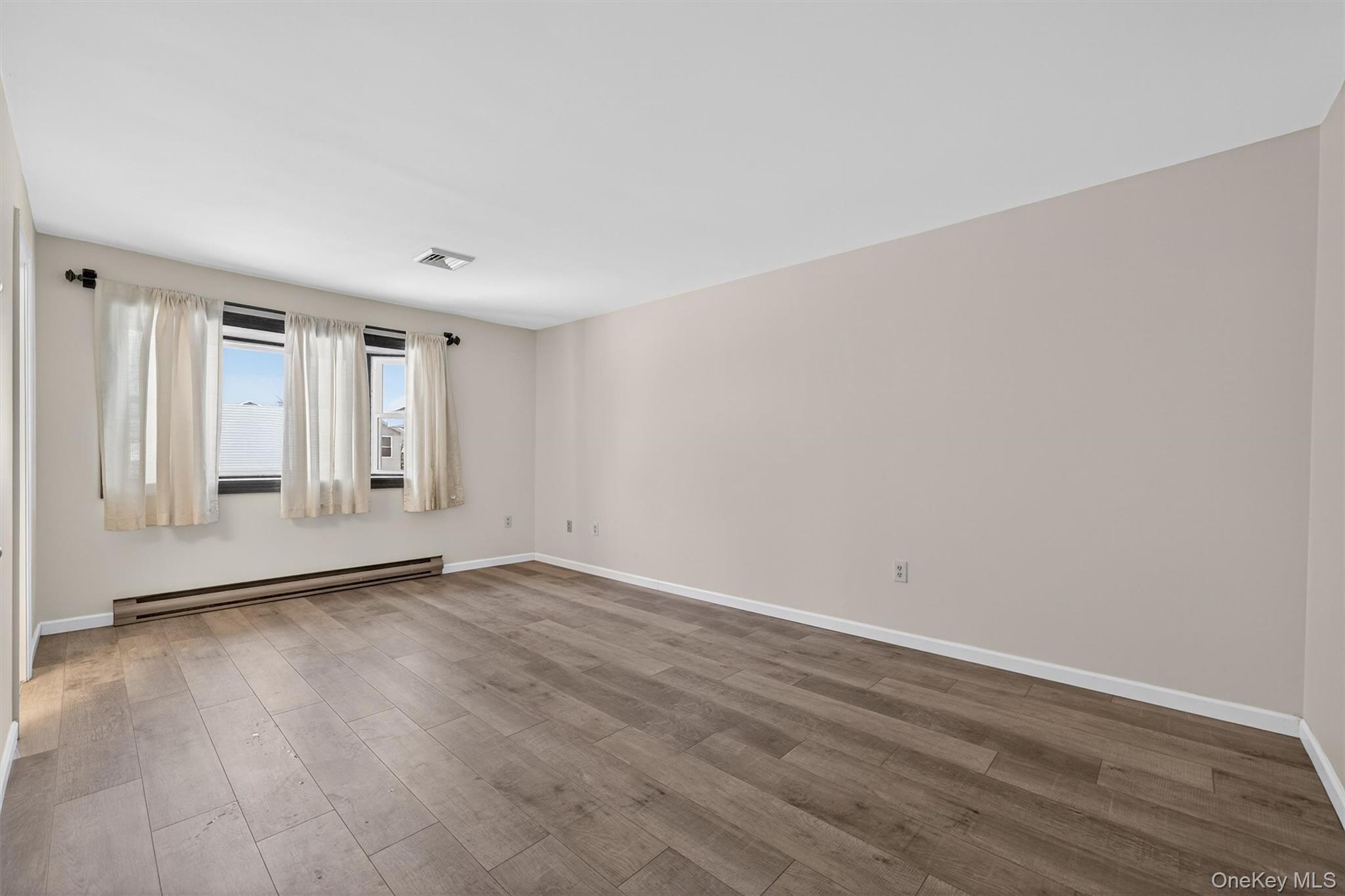 Single Family Deerfield  Sullivan County, NY 12775, MLS-955853-21