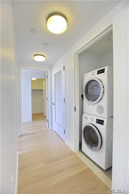 Condo 39th  Queens, NY 11354, MLS-955894-5