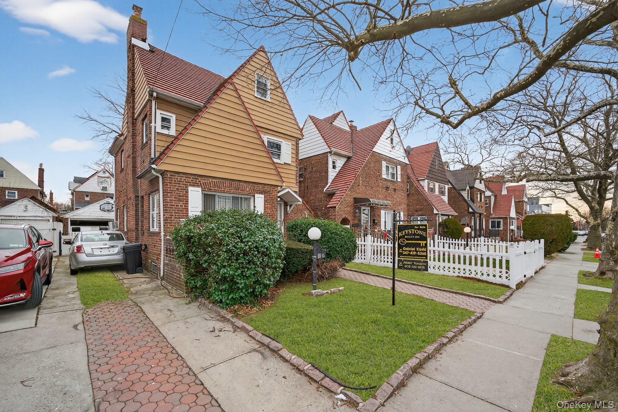 Single Family 228th  Queens, NY 11413, MLS-955904-12