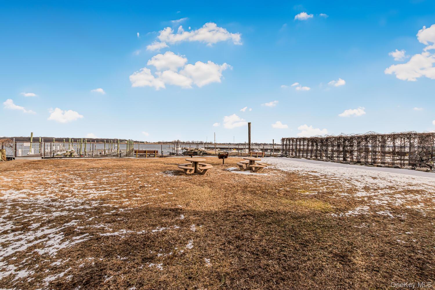 Condo Outlook  Bronx, NY 10465, MLS-955911-15