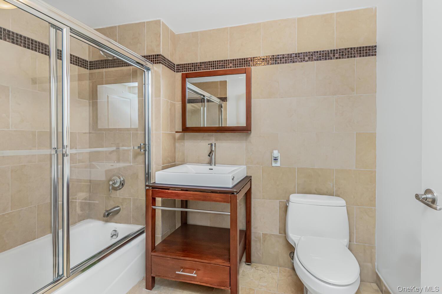 Condo Outlook  Bronx, NY 10465, MLS-955911-7