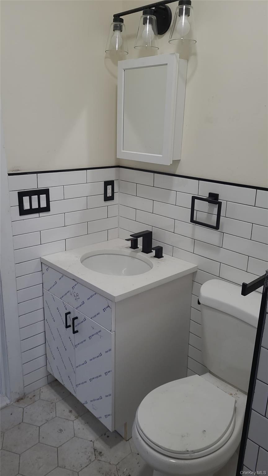 Single Family Broadway  Sullivan County, NY 12789, MLS-955935-9