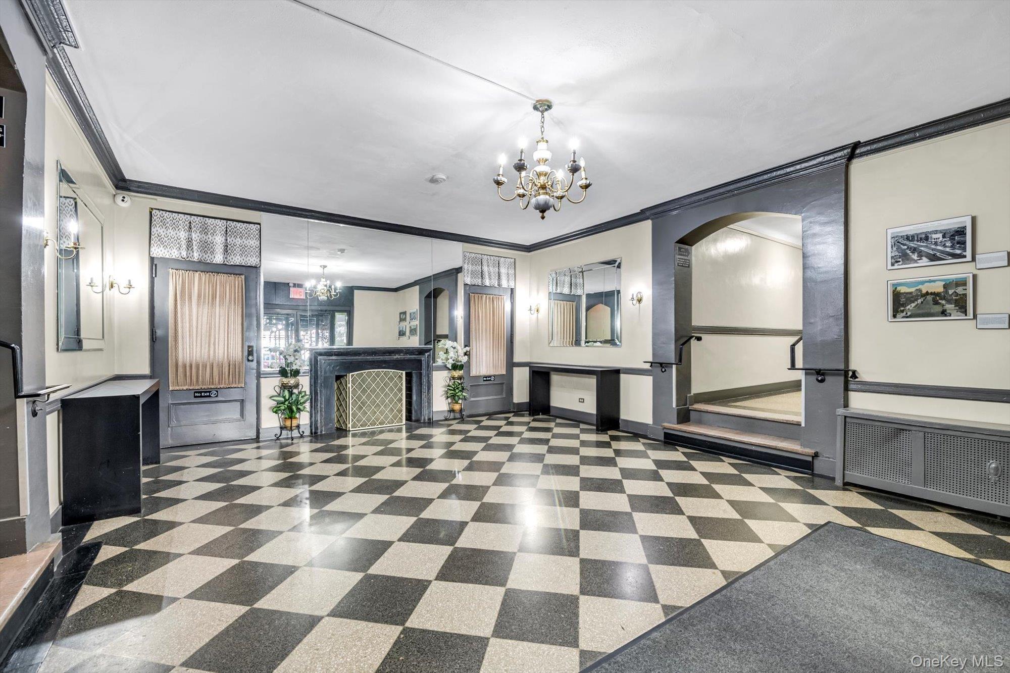 Condo Austin Queens, NY 11375, MLS-955941-2