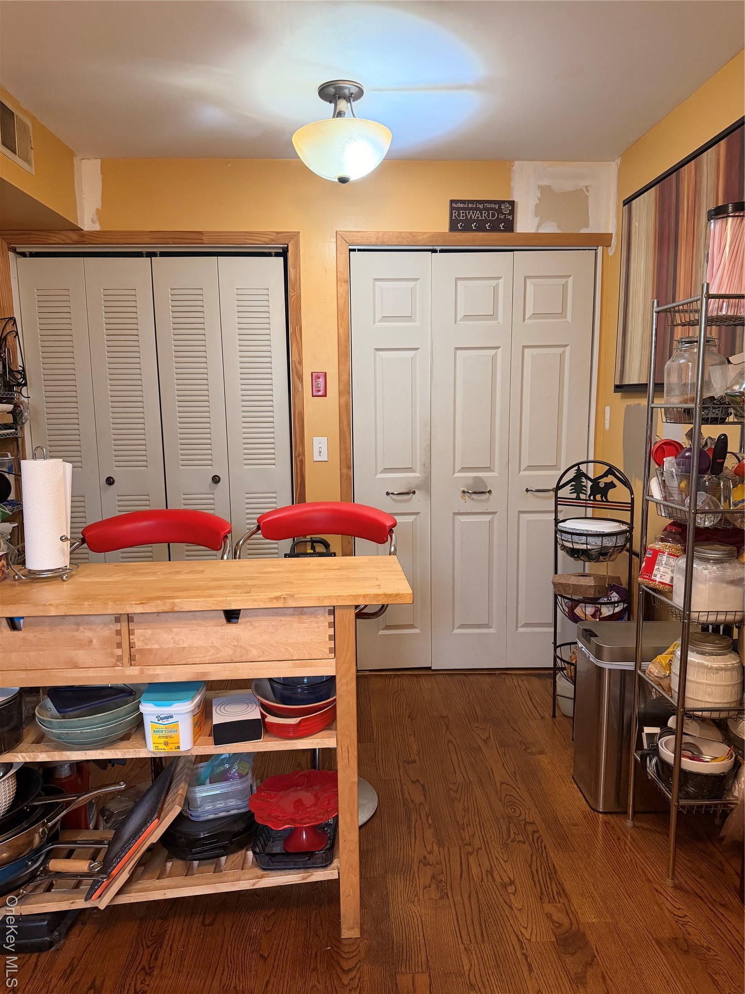 Condo Schleigel Suffolk County, NY 11701, MLS-955950-18