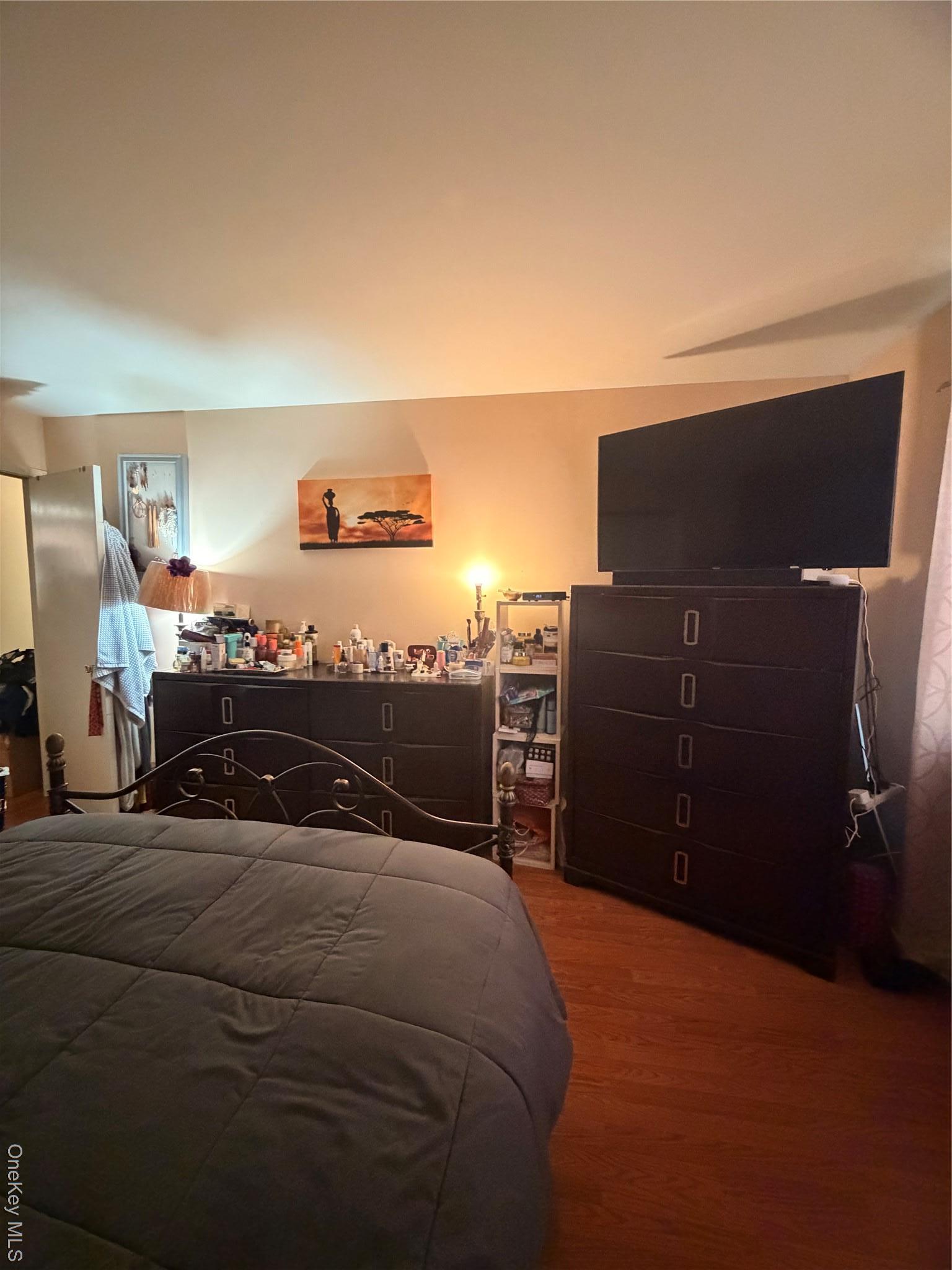 Condo Schleigel Suffolk County, NY 11701, MLS-955950-26