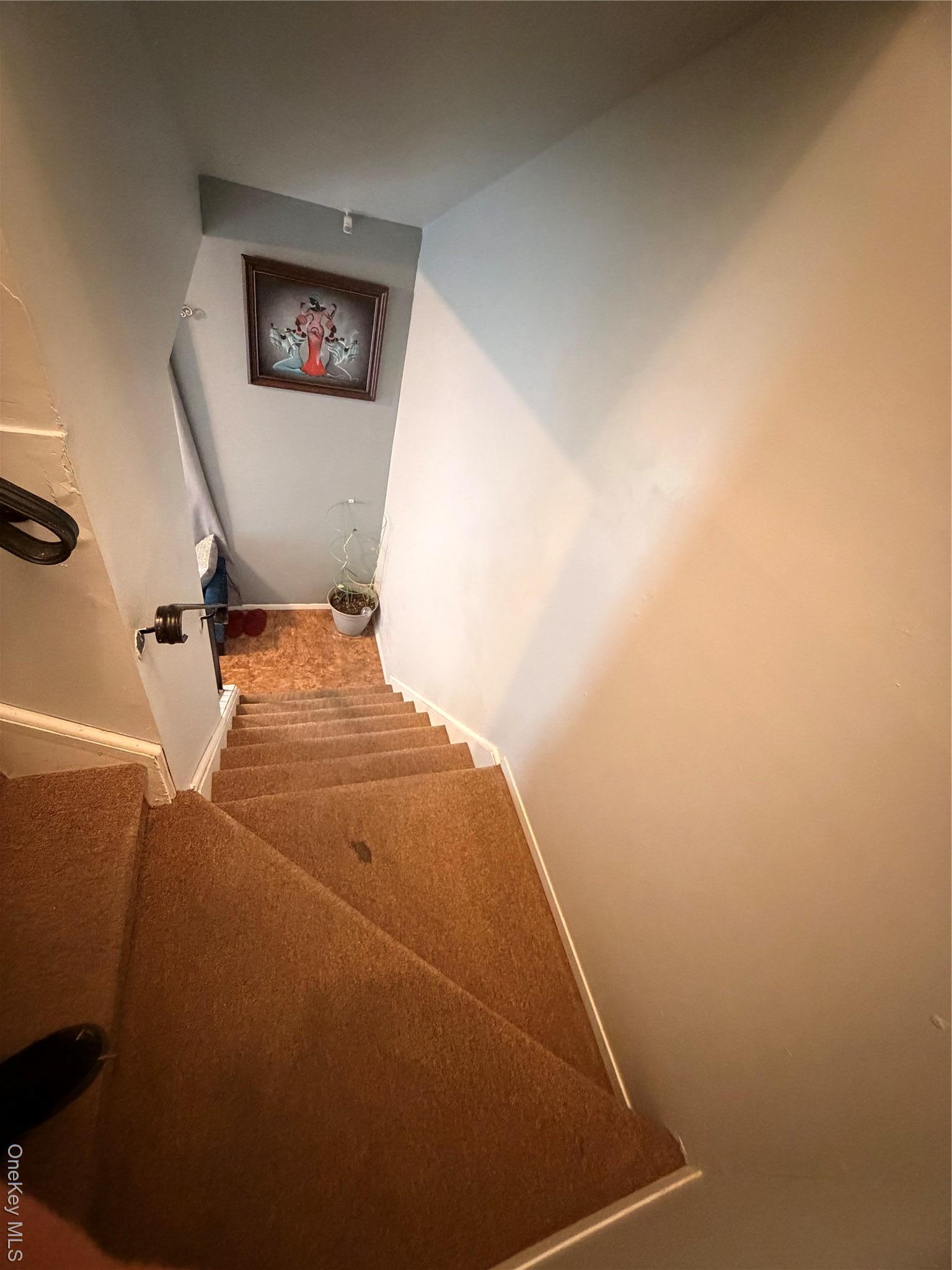 Condo Schleigel Suffolk County, NY 11701, MLS-955950-31