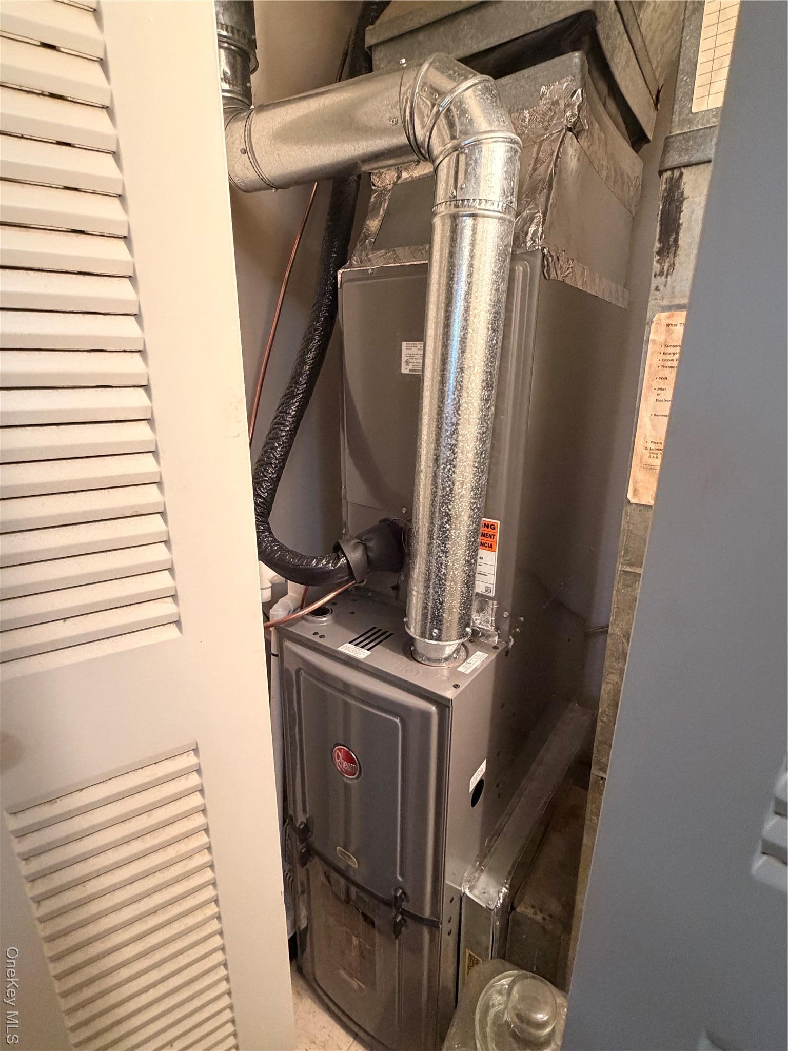 Condo Schleigel  Suffolk County, NY 11701, MLS-955950-33