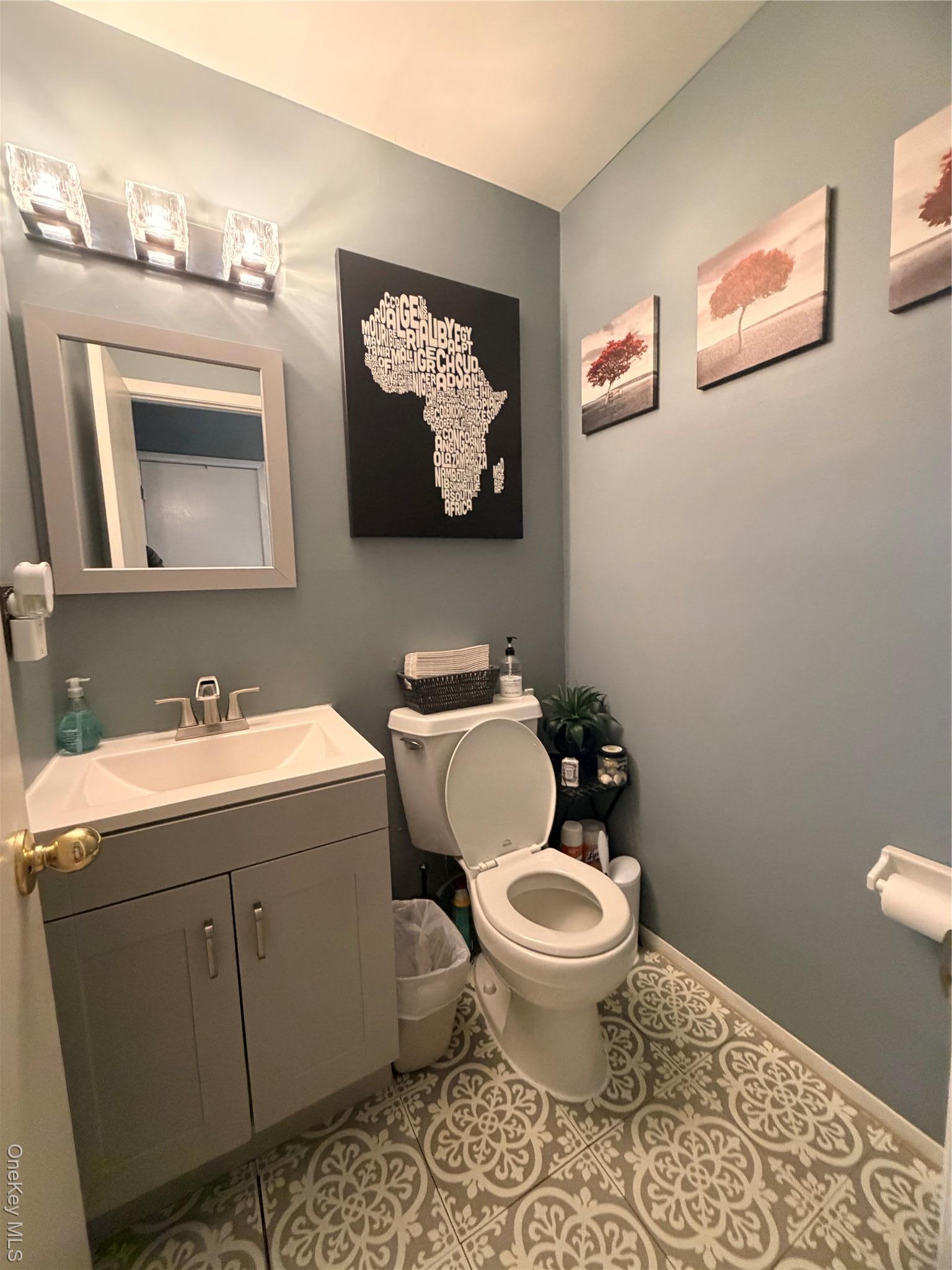 Condo Schleigel Suffolk County, NY 11701, MLS-955950-6