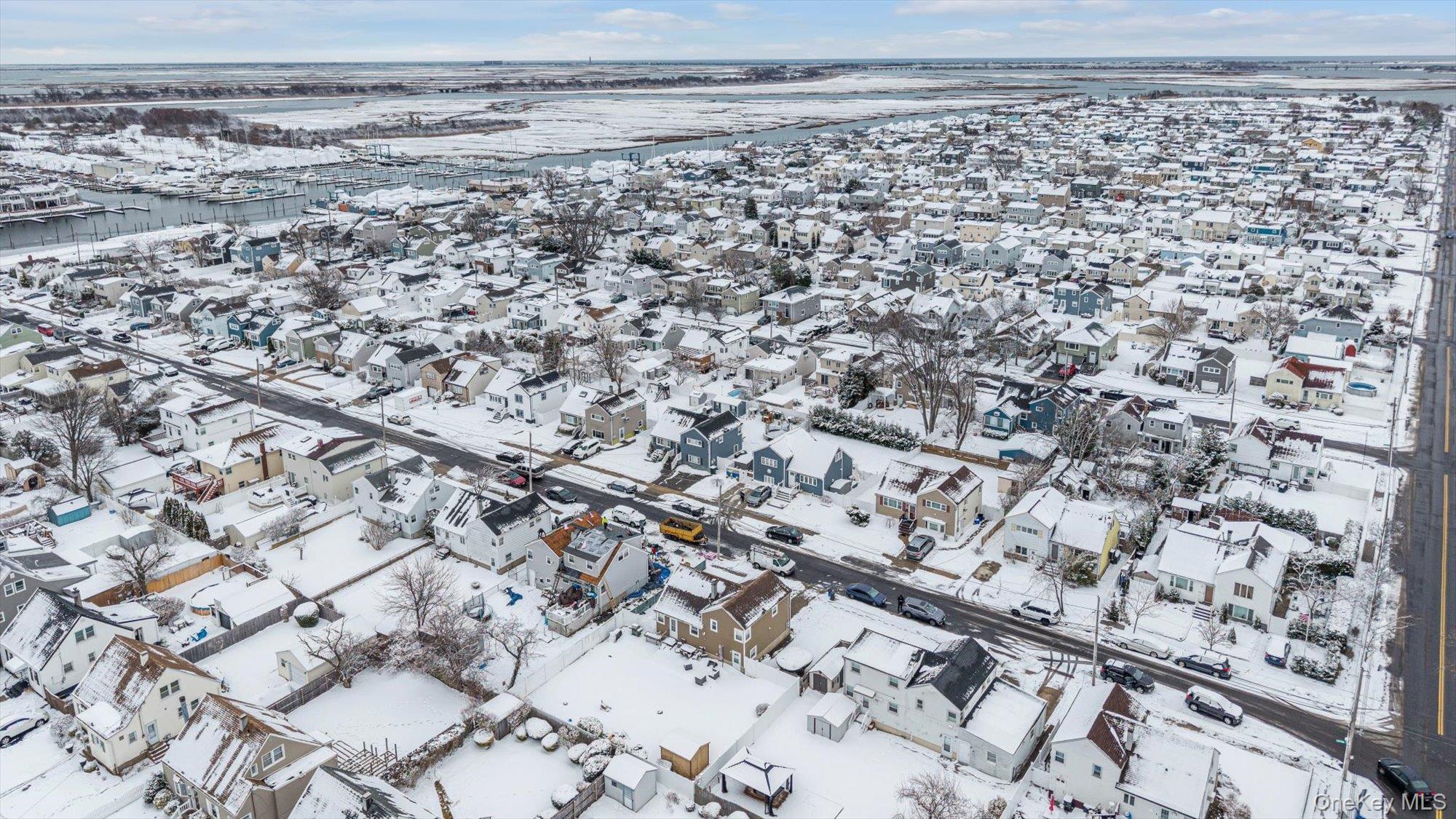 Single Family Layton  Nassau County, NY 11520, MLS-955951-22