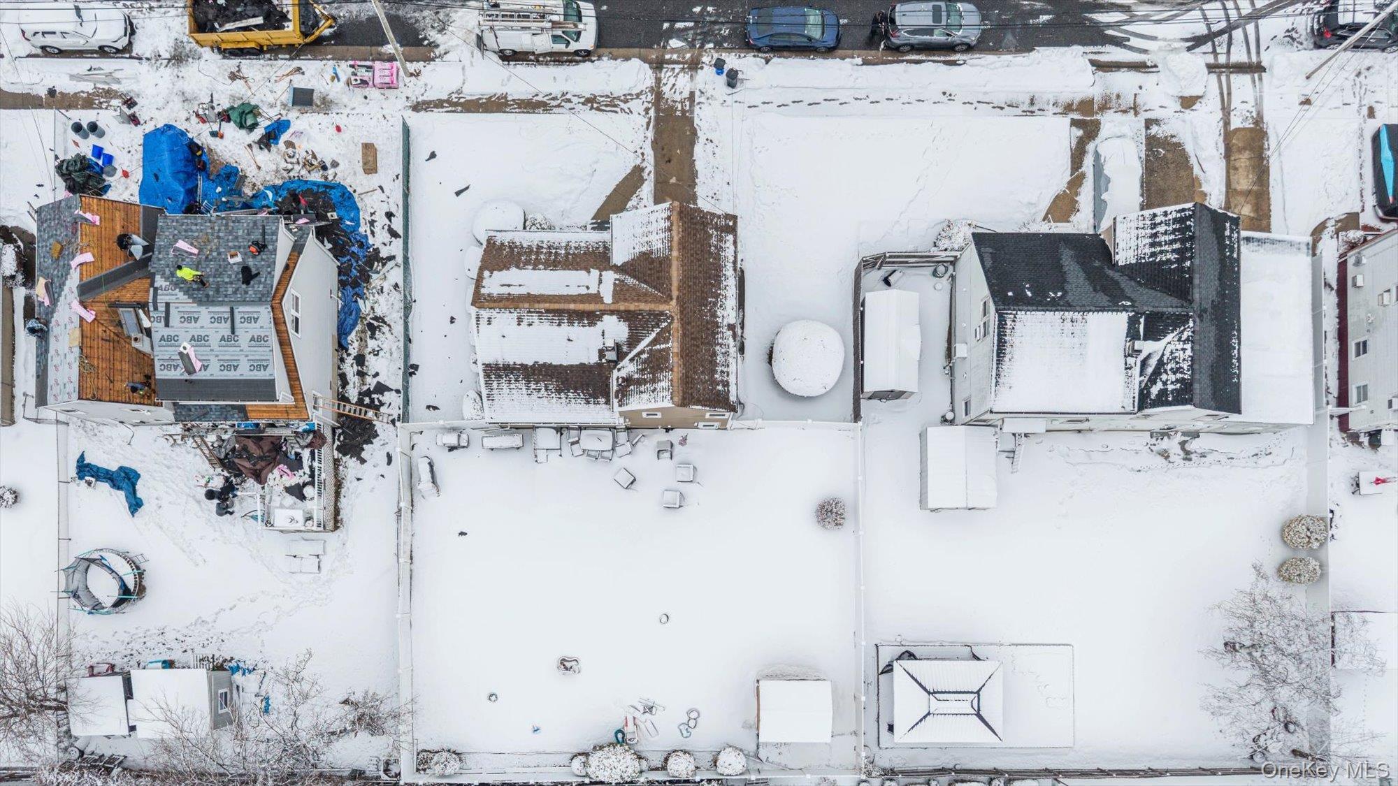 Single Family Layton  Nassau County, NY 11520, MLS-955951-27