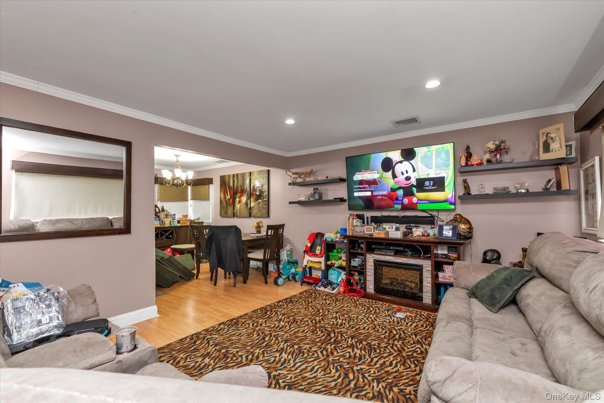 Single Family Layton  Nassau County, NY 11520, MLS-955951-3