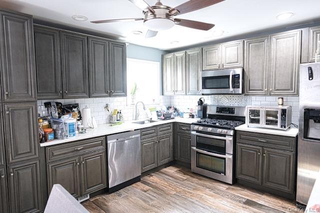 Single Family Collis  Bronx, NY 10465, MLS-955957-4