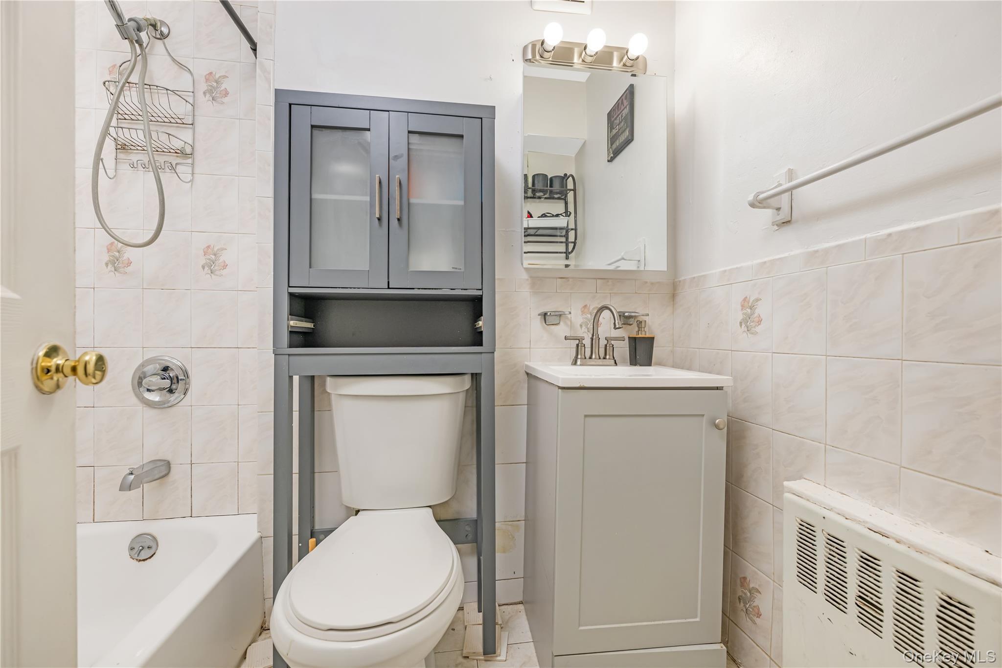 Single Family 86th  Brooklyn, NY 11236, MLS-955983-5