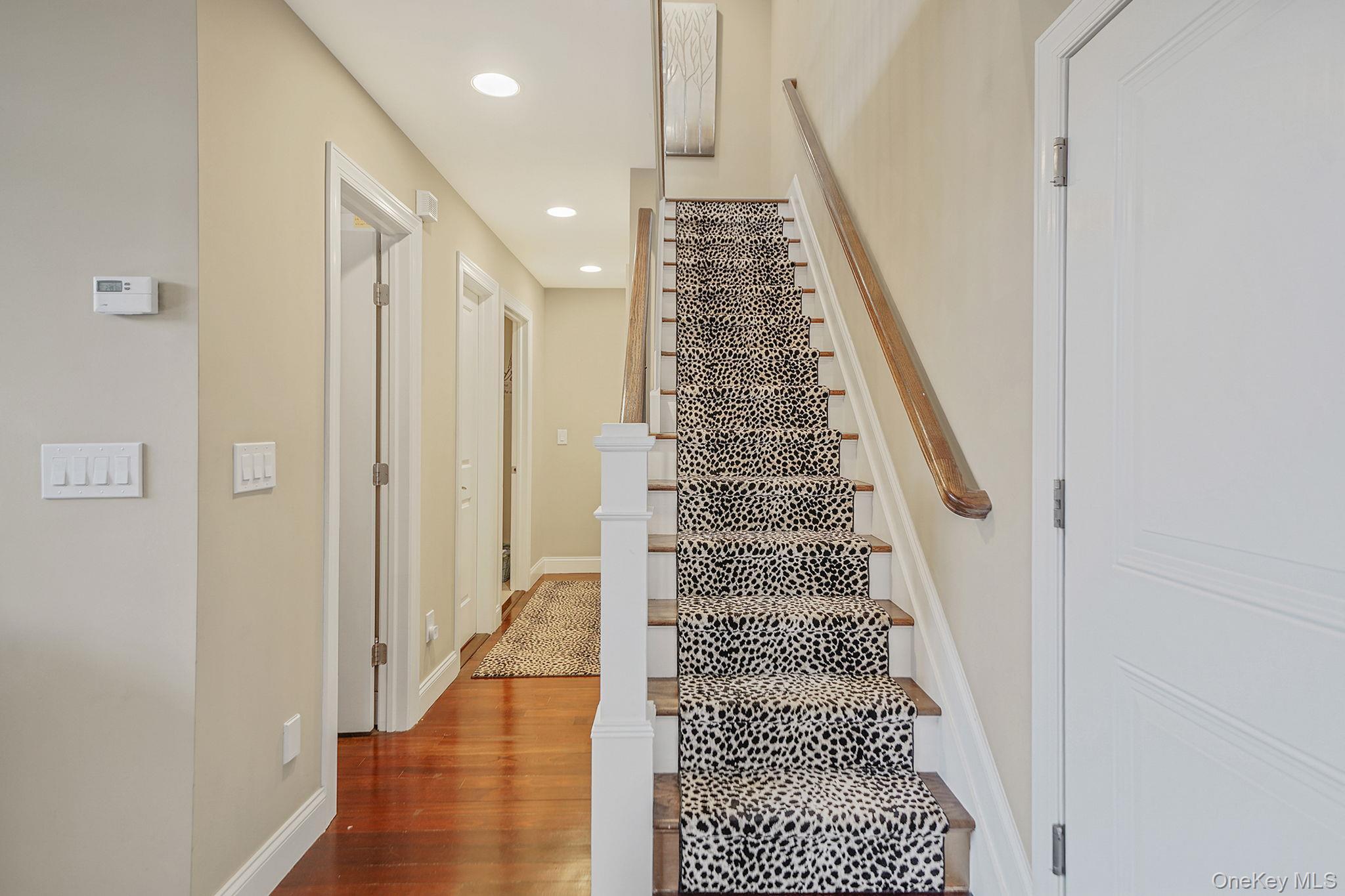 Condo Theresa  Suffolk County, NY 11777, MLS-956001-19