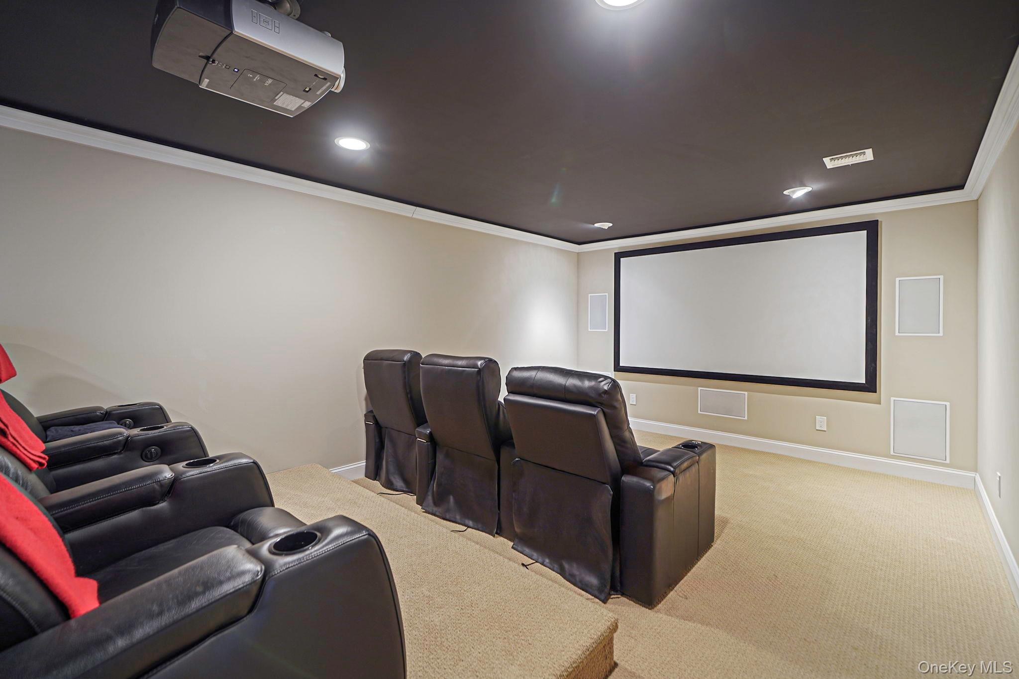 Condo Theresa  Suffolk County, NY 11777, MLS-956001-30