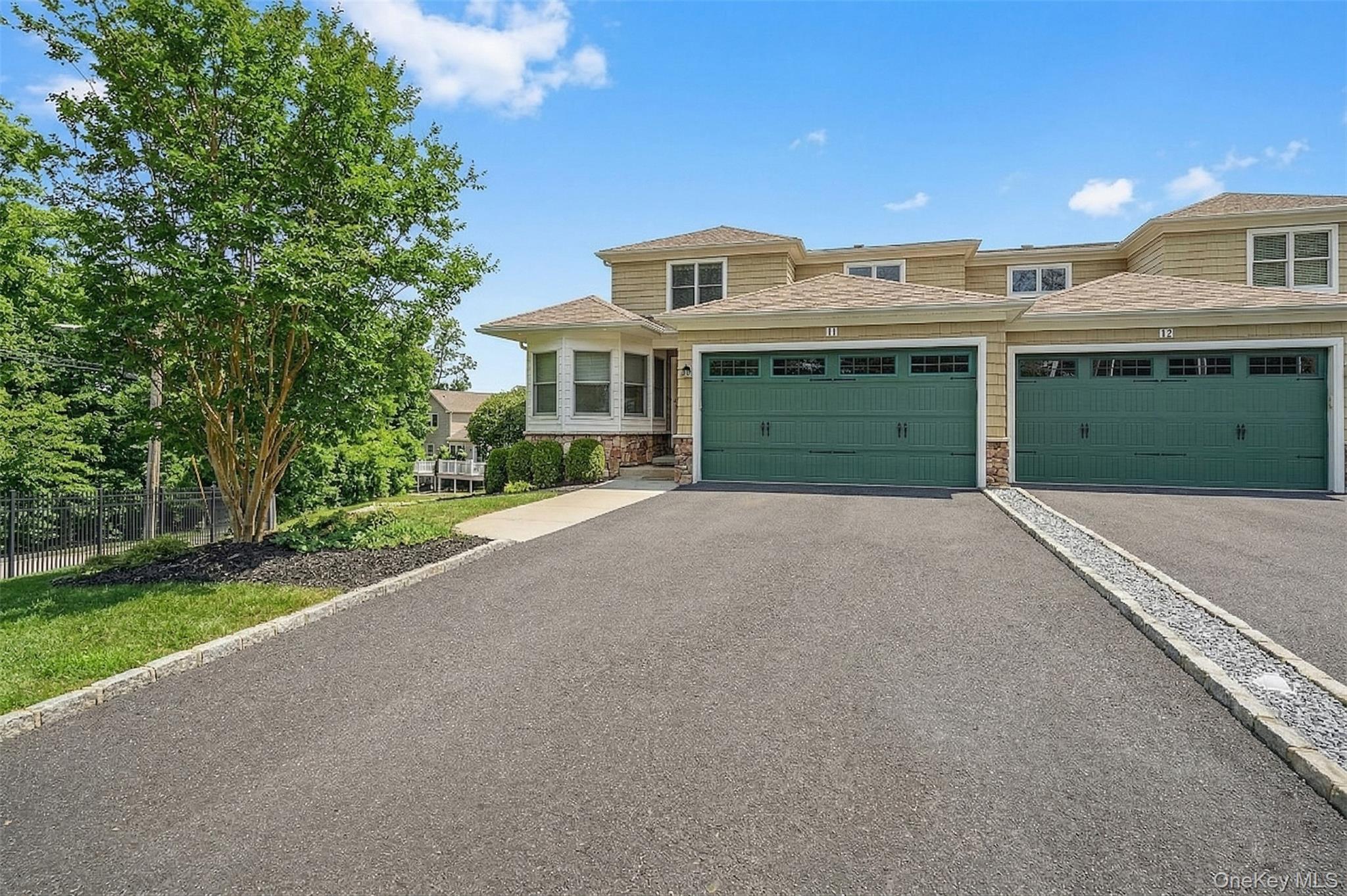 Condo Theresa  Suffolk County, NY 11777, MLS-956001-4