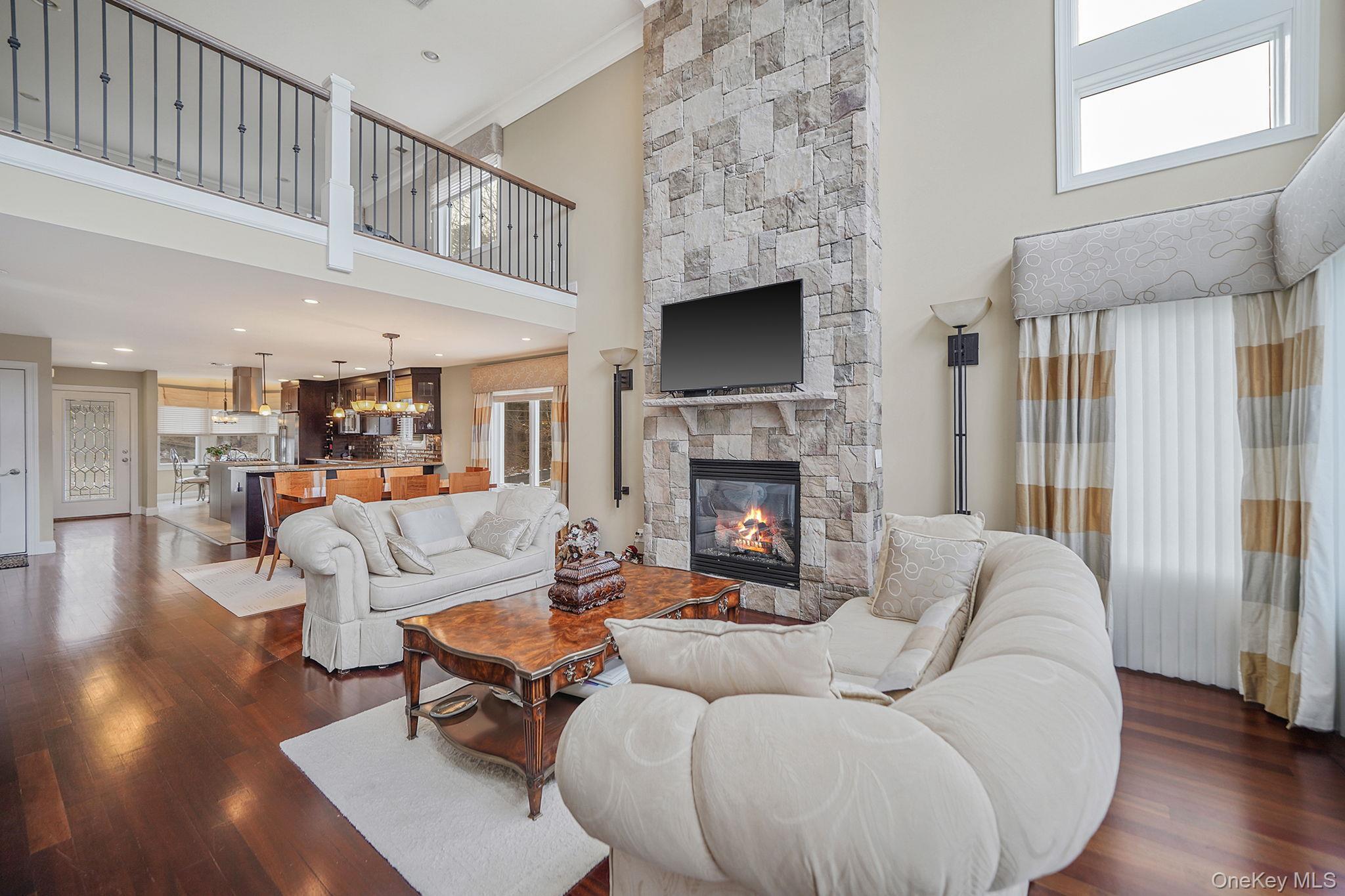 Condo Theresa  Suffolk County, NY 11777, MLS-956001-7