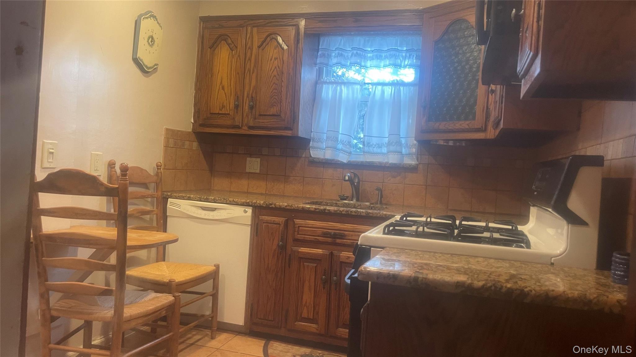 Single Family Eton  Nassau County, NY 11581, MLS-956027-18