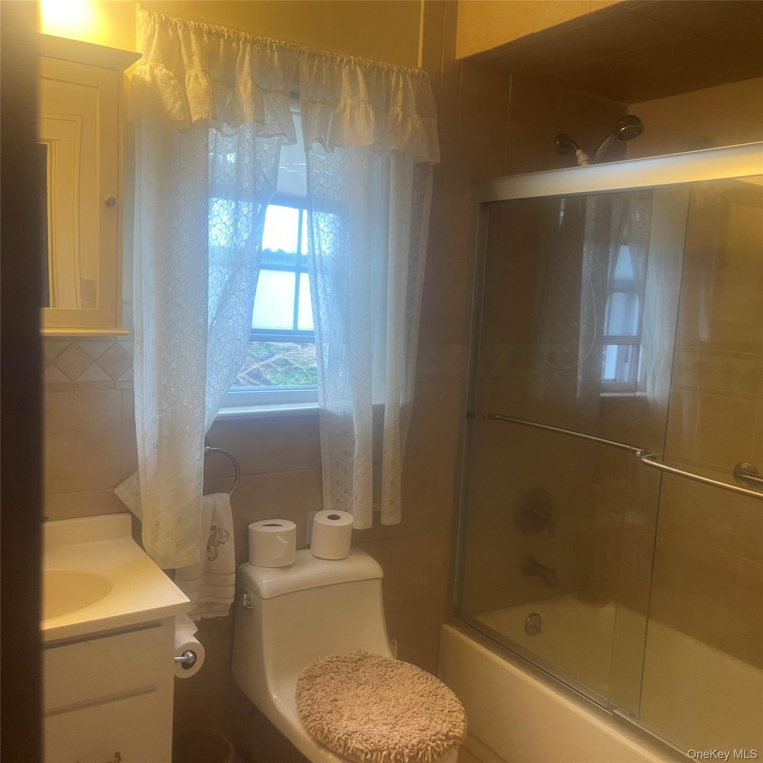 Single Family Eton  Nassau County, NY 11581, MLS-956027-25