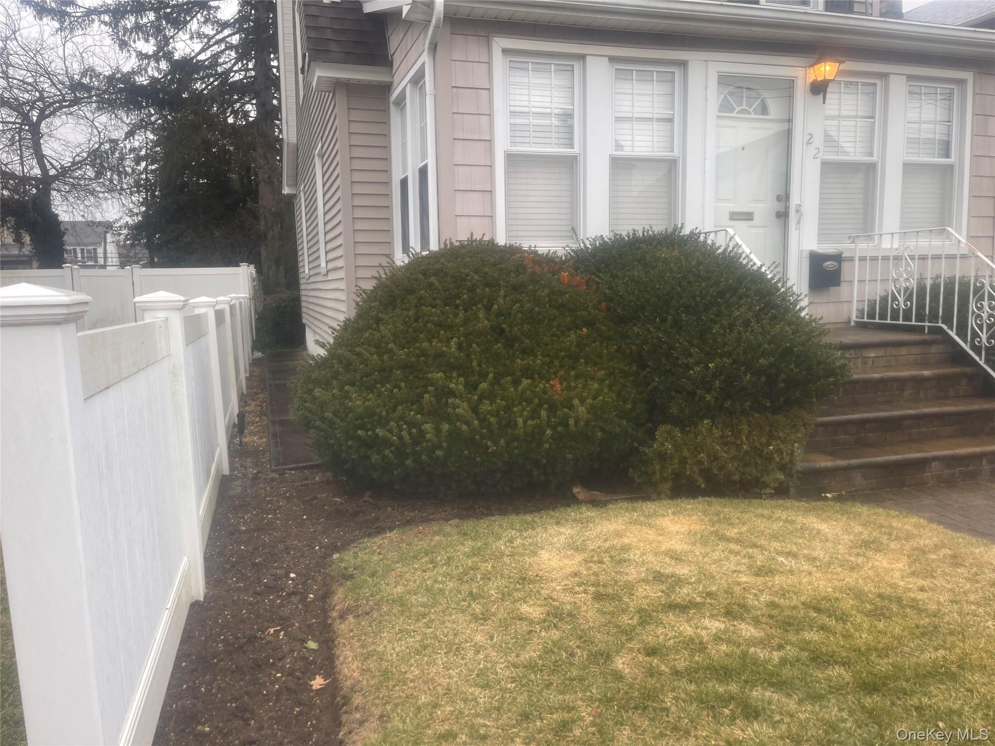 Single Family Eton  Nassau County, NY 11581, MLS-956027-3