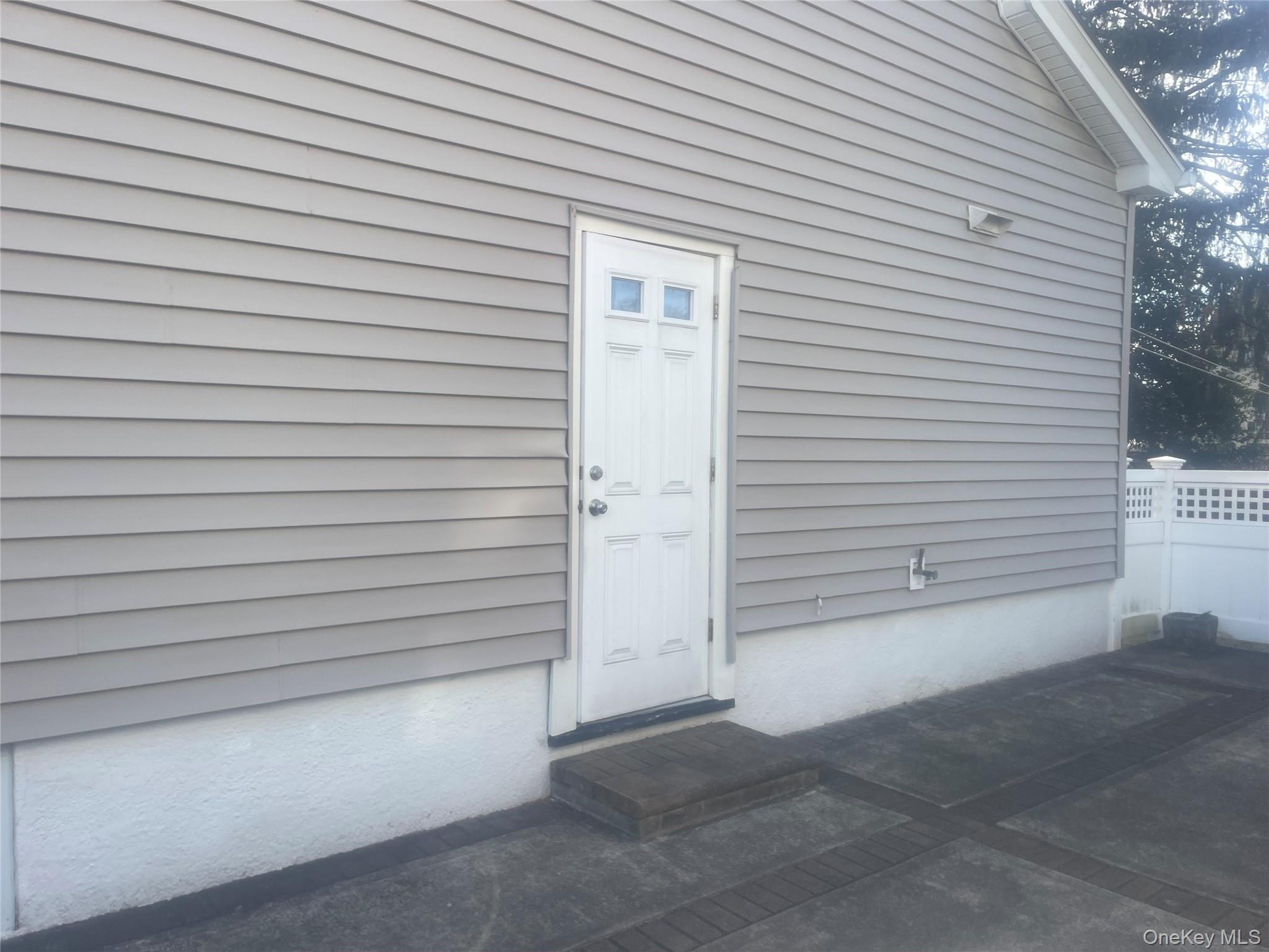 Single Family Eton  Nassau County, NY 11581, MLS-956027-6