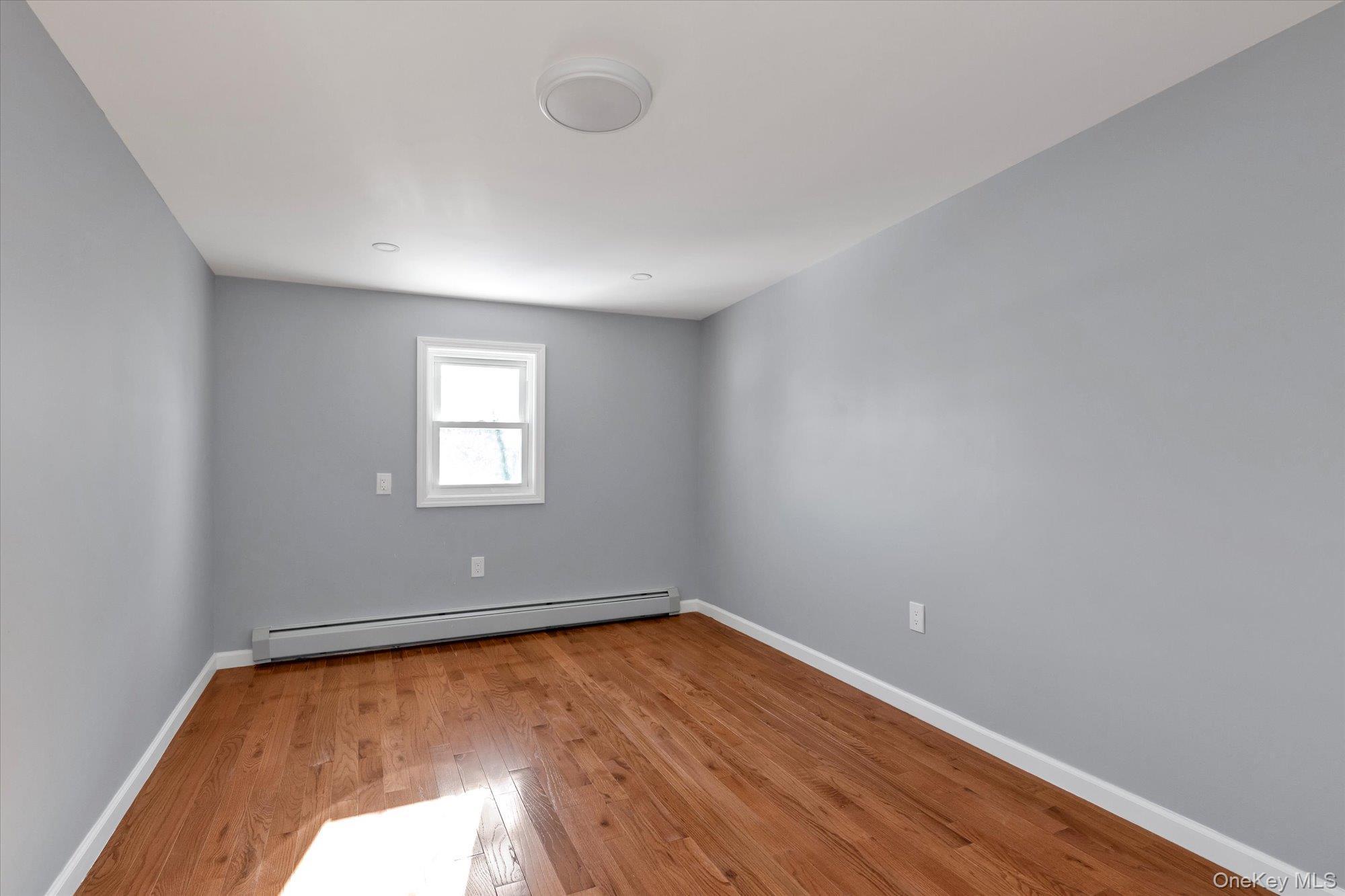 Single Family Nashville  Queens, NY 11413, MLS-956036-18