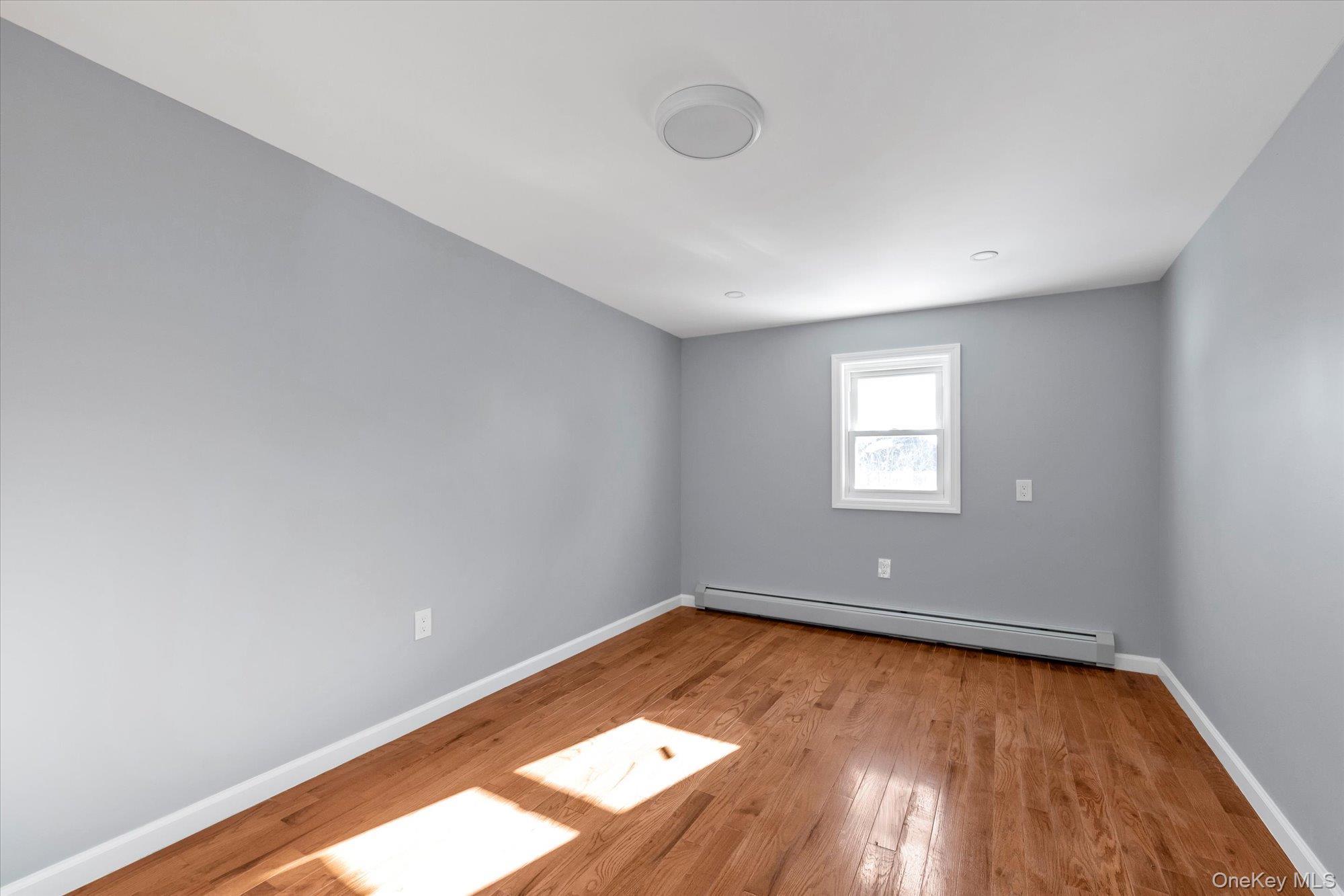 Single Family Nashville  Queens, NY 11413, MLS-956036-19