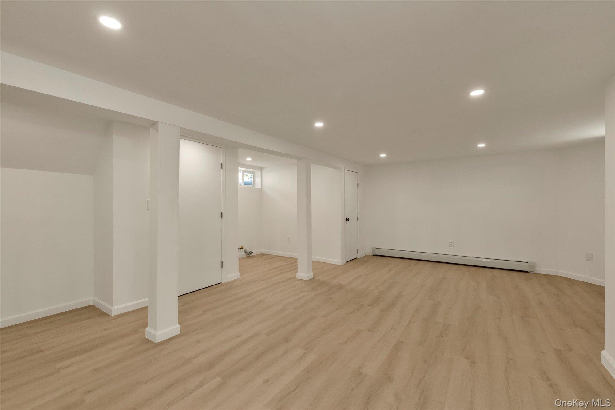 Single Family Nashville  Queens, NY 11413, MLS-956036-21