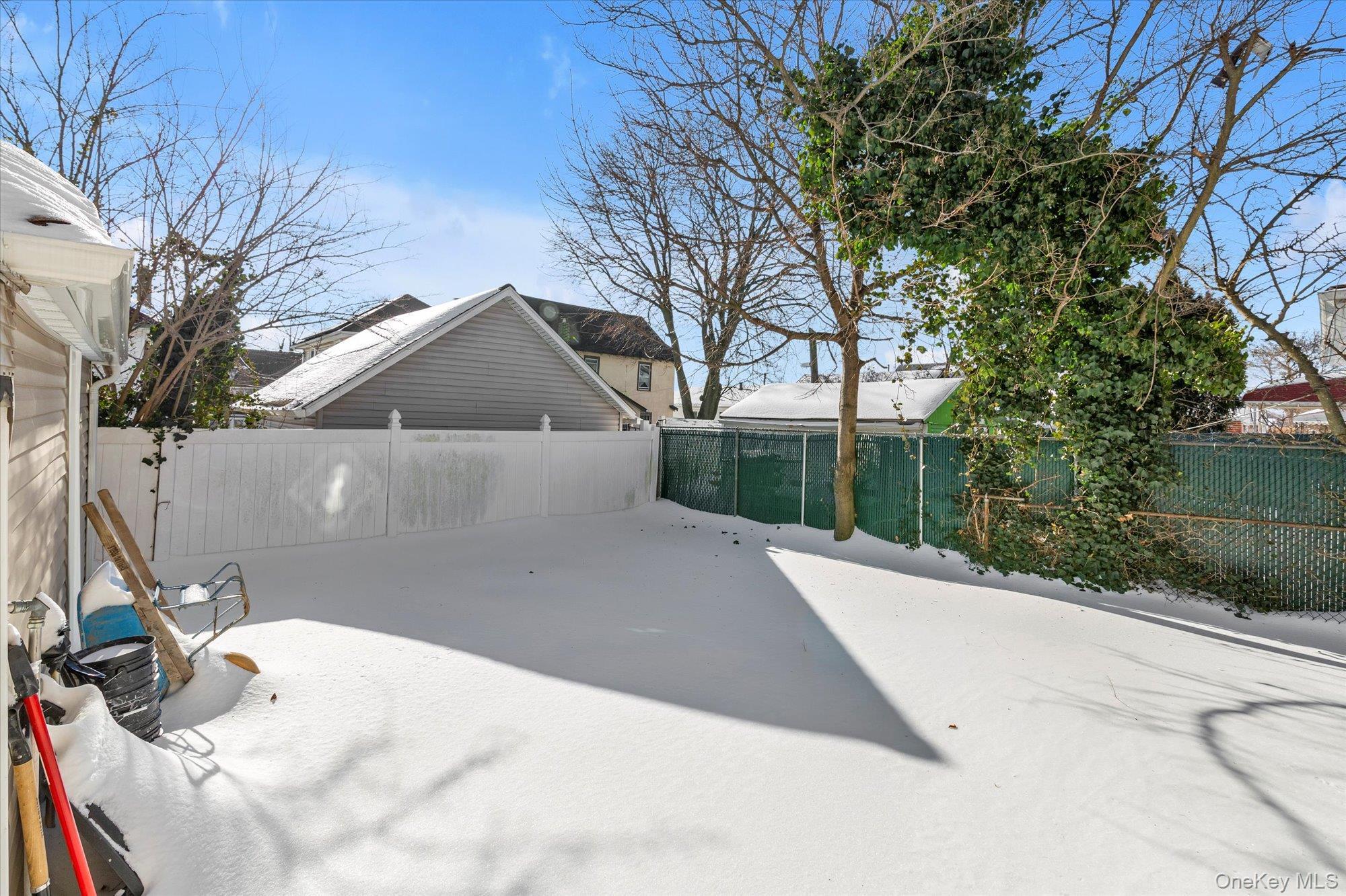 Single Family Nashville  Queens, NY 11413, MLS-956036-25