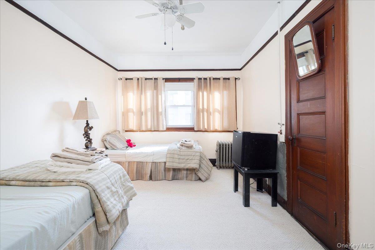 Single Family Beach 120th  Queens, NY 11694, MLS-956106-29