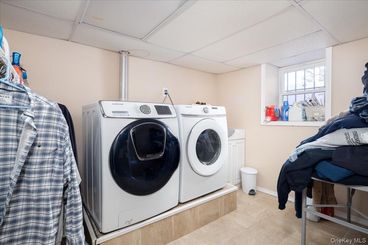 Single Family Beach 120th  Queens, NY 11694, MLS-956106-35