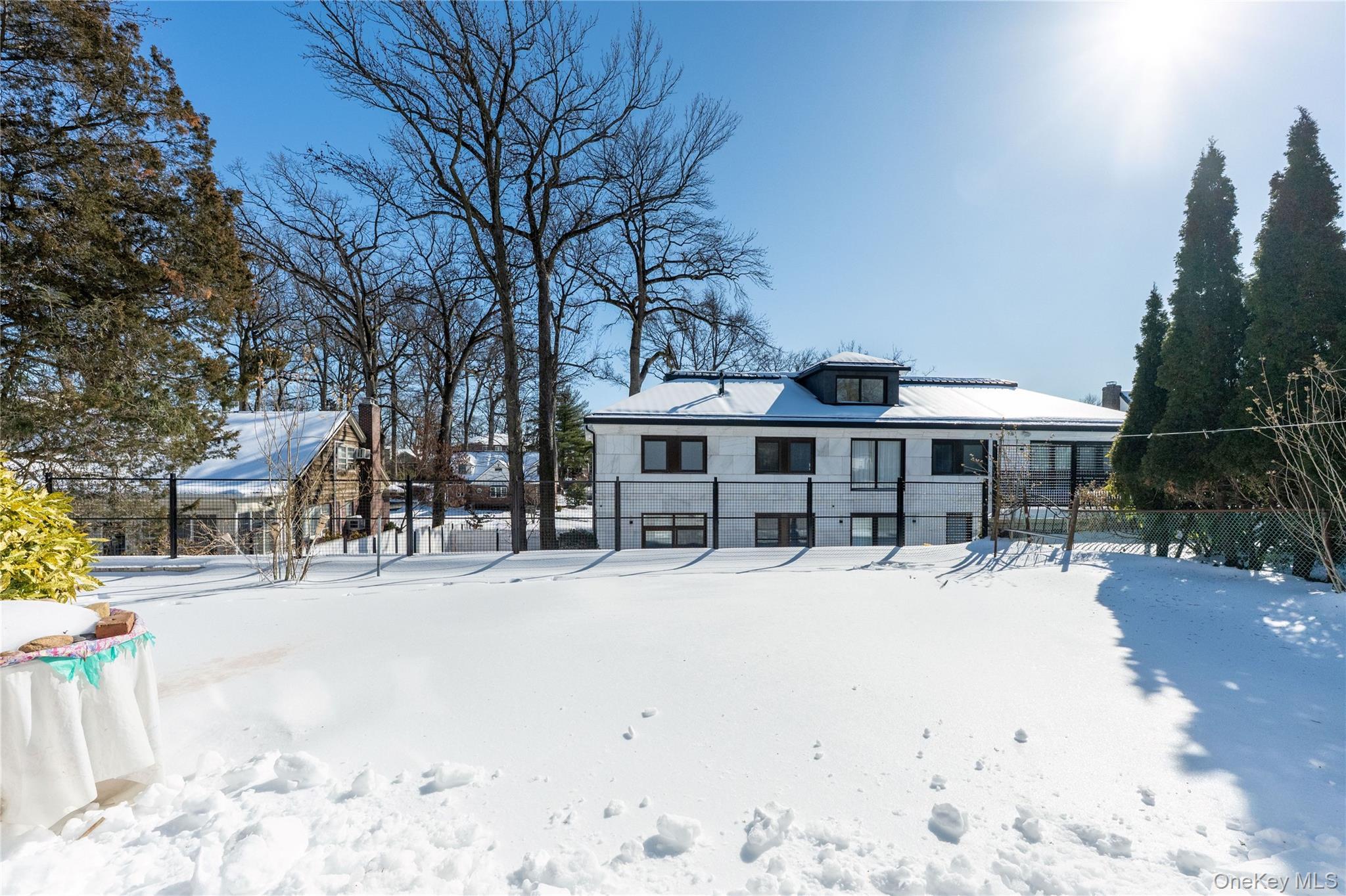 Single Family Mclaughlin  Queens, NY 11423, MLS-956121-27