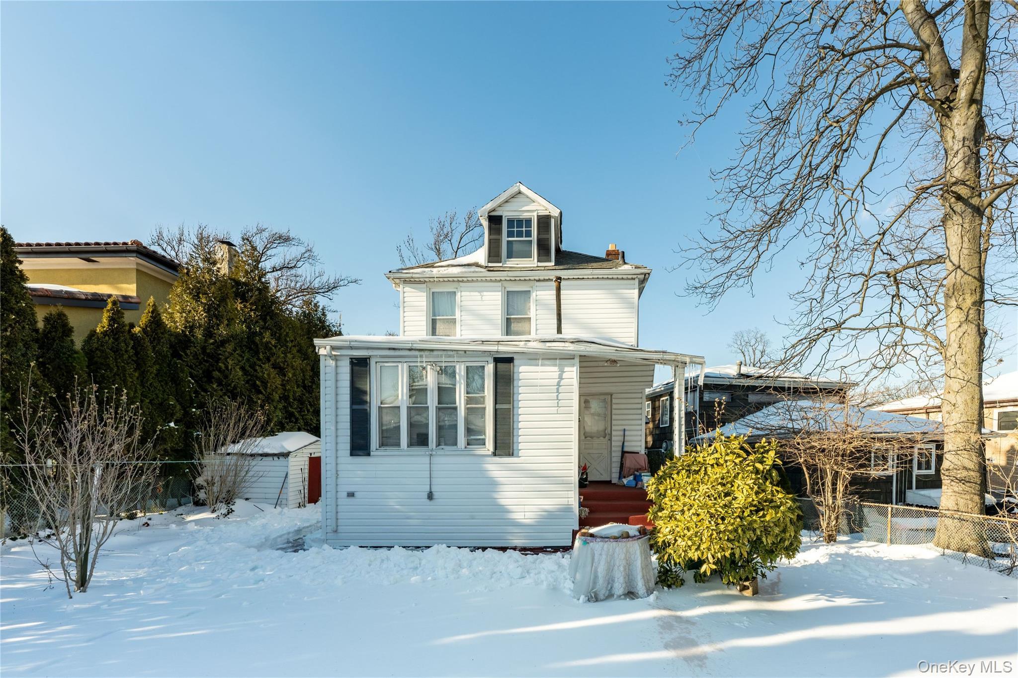 Single Family Mclaughlin  Queens, NY 11423, MLS-956121-5