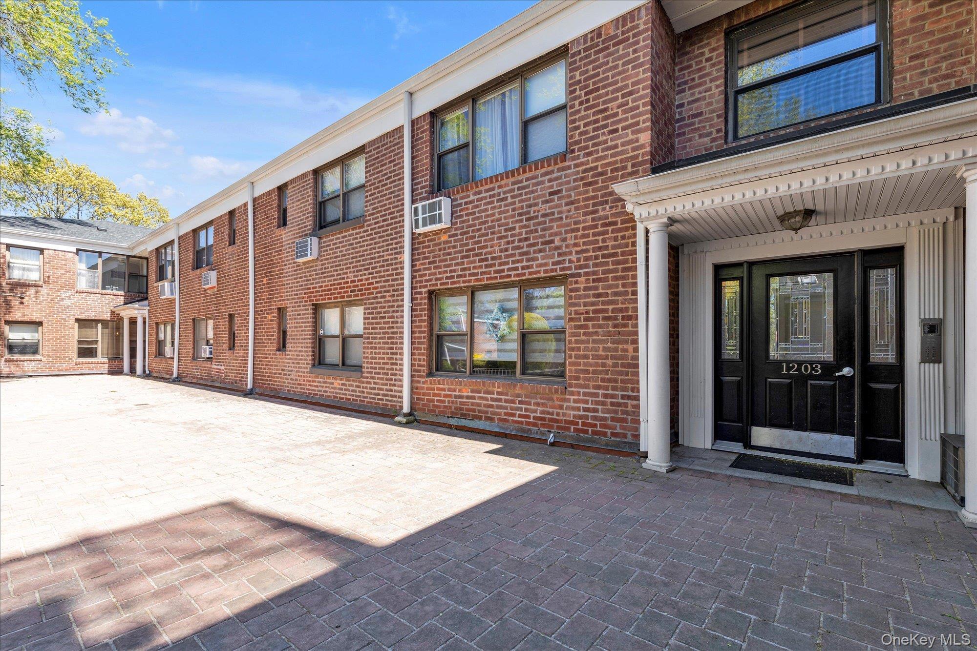 Coop Broadway Nassau County, NY 11557, MLS-956122-17