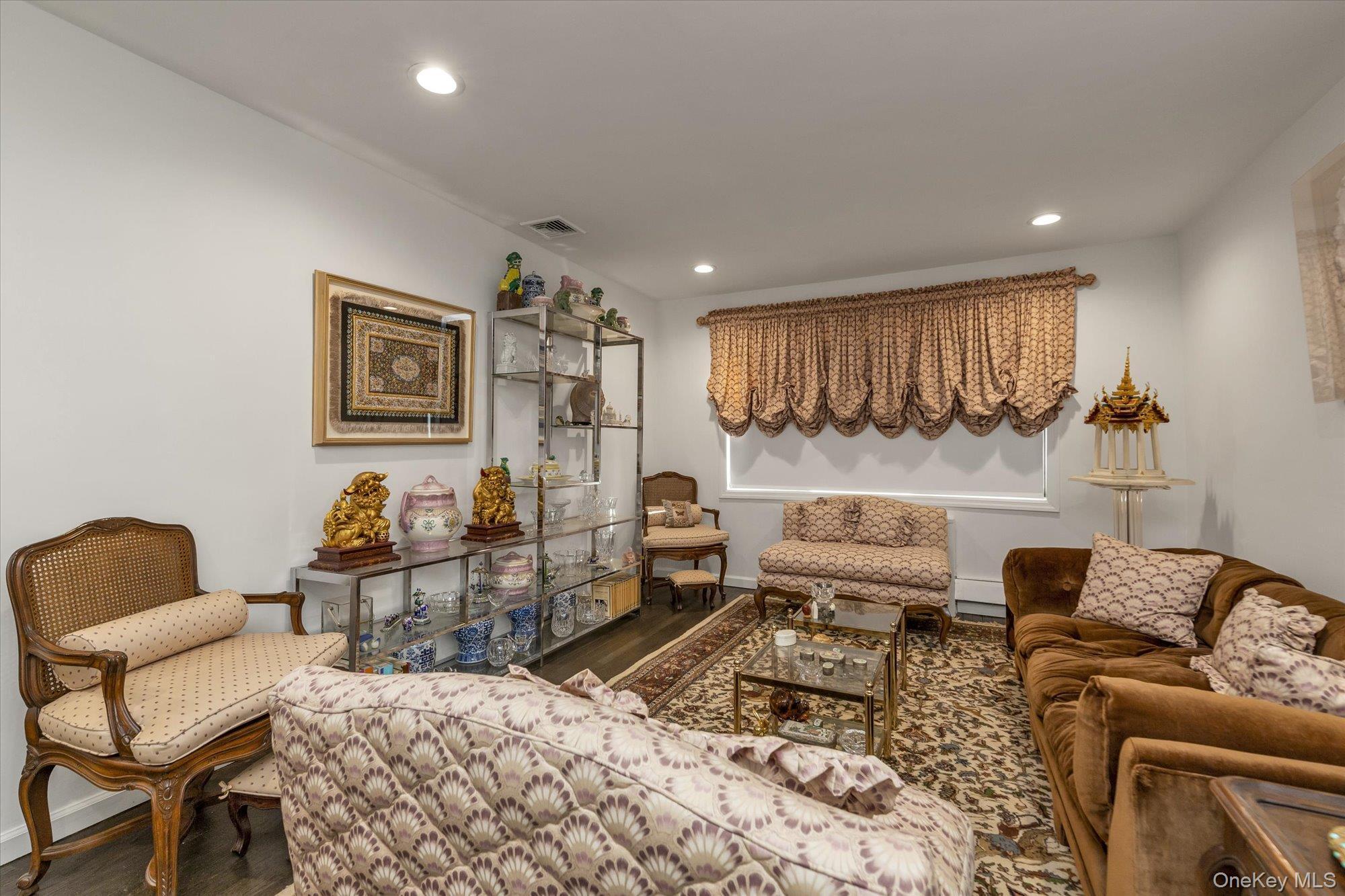 Coop Broadway Nassau County, NY 11557, MLS-956122-5