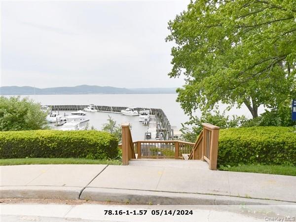 Condo Half Moon Bay Marina  Westchester County, NY 10520, MLS-956158-11