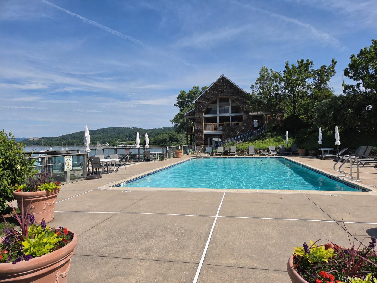 Condo Half Moon Bay Marina Westchester County, NY 10520, MLS-956158-12