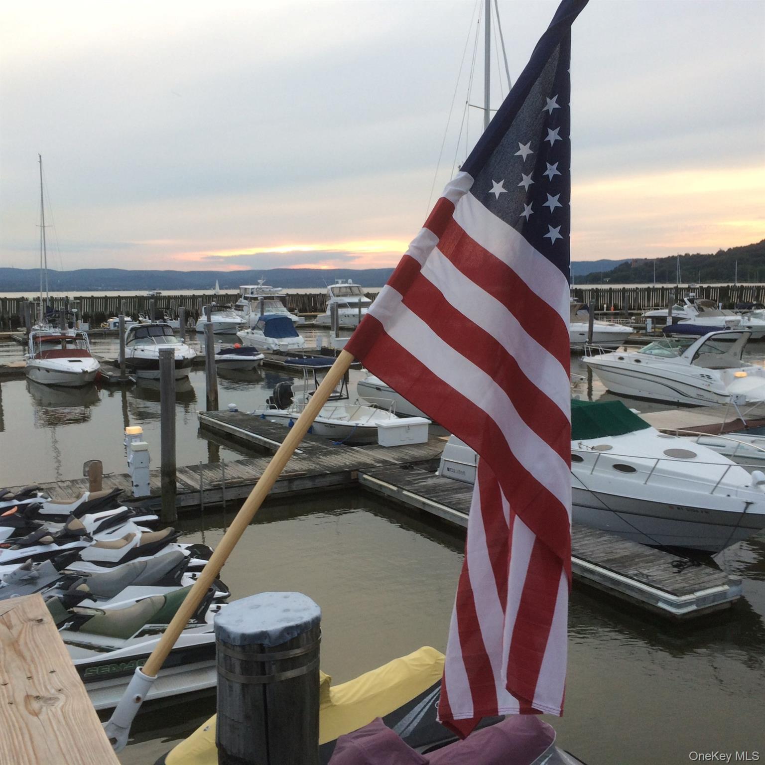 Condo Half Moon Bay Marina Westchester County, NY 10520, MLS-956158-13