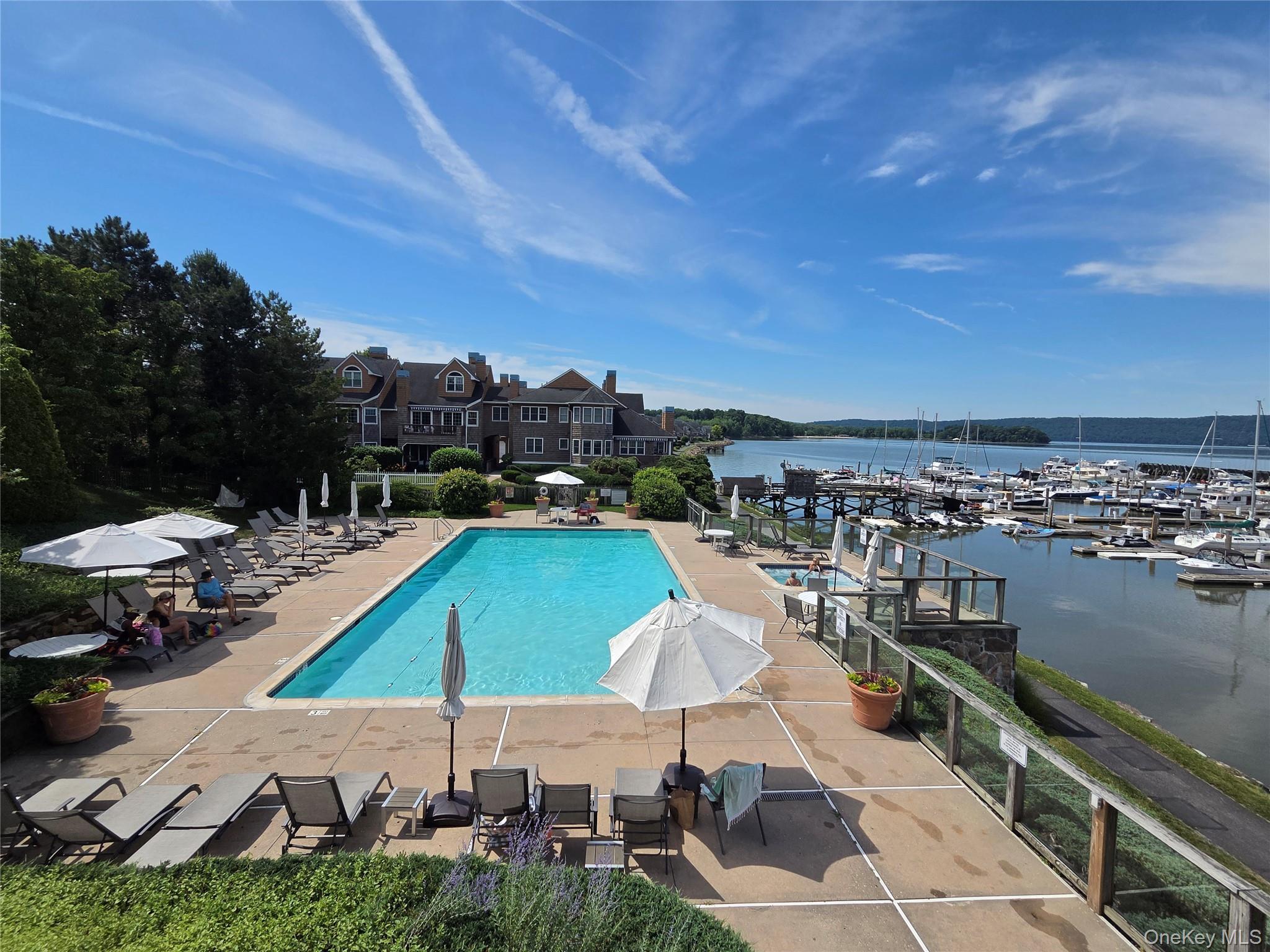 Condo Half Moon Bay Marina Westchester County, NY 10520, MLS-956158-20