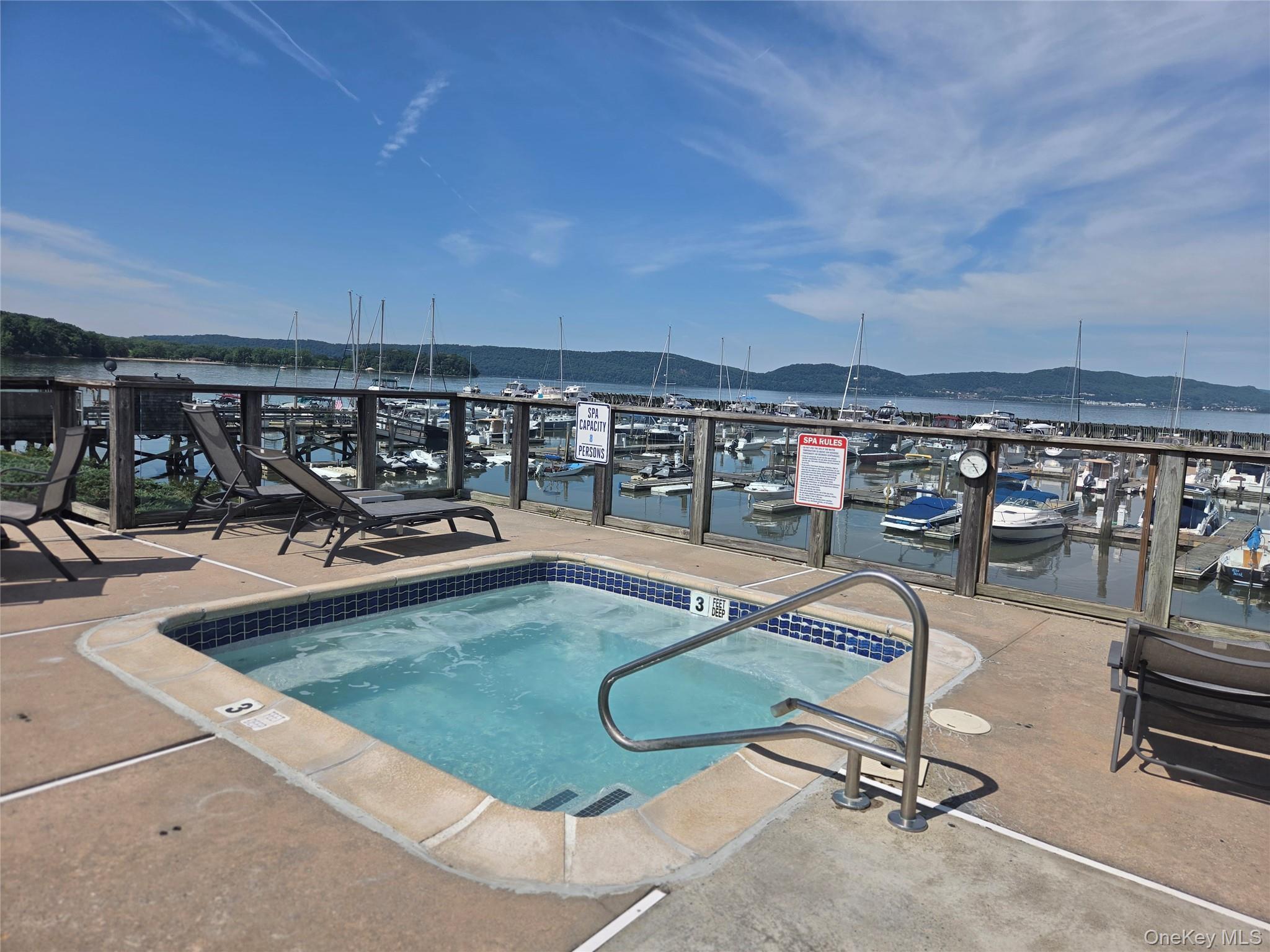 Condo Half Moon Bay Marina Westchester County, NY 10520, MLS-956158-22