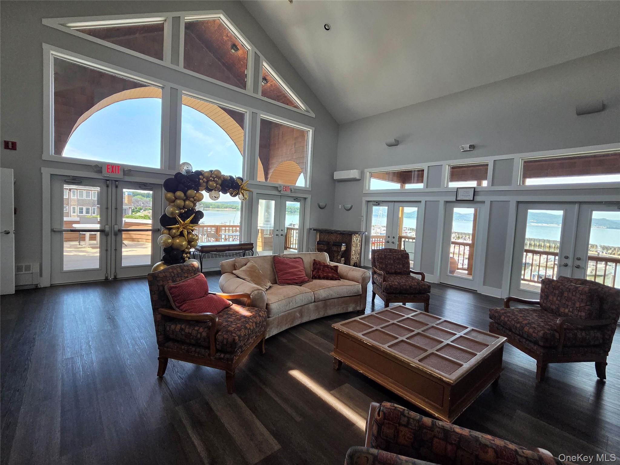Condo Half Moon Bay Marina Westchester County, NY 10520, MLS-956158-23