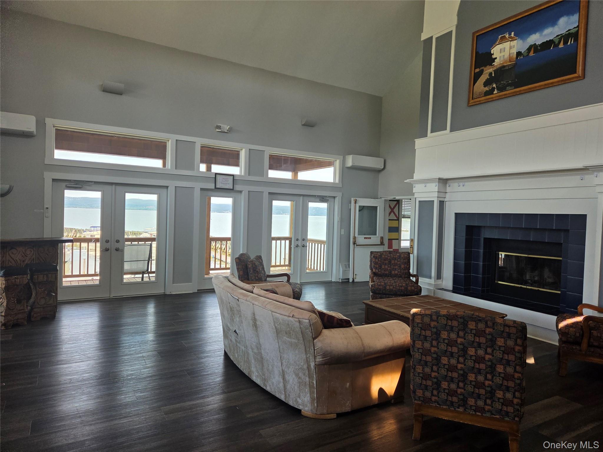 Condo Half Moon Bay Marina Westchester County, NY 10520, MLS-956158-25