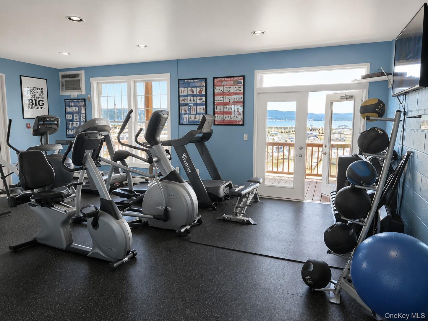 Condo Half Moon Bay Marina Westchester County, NY 10520, MLS-956158-26